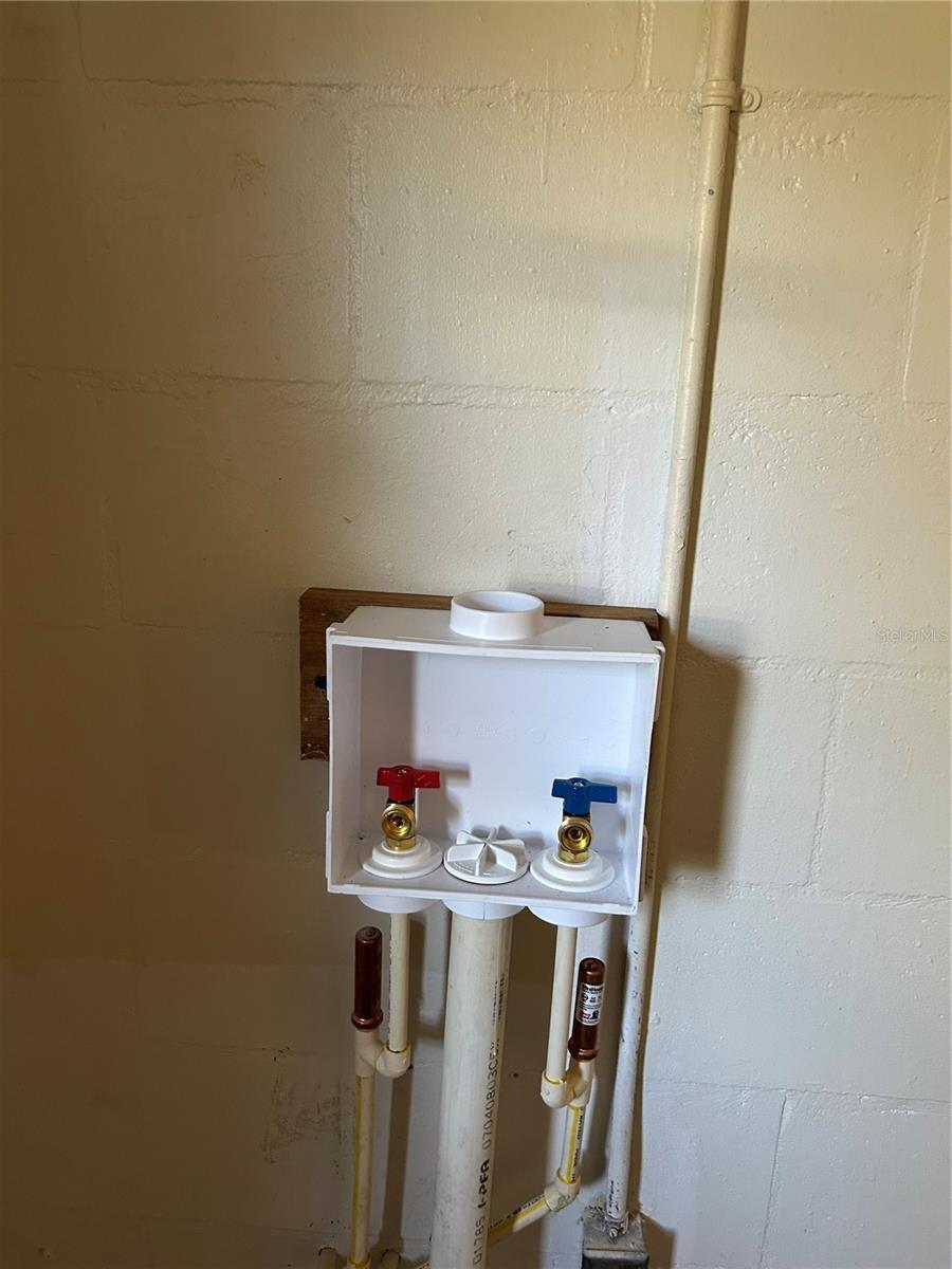 Image 10 of 28 For 20621 Highway 42