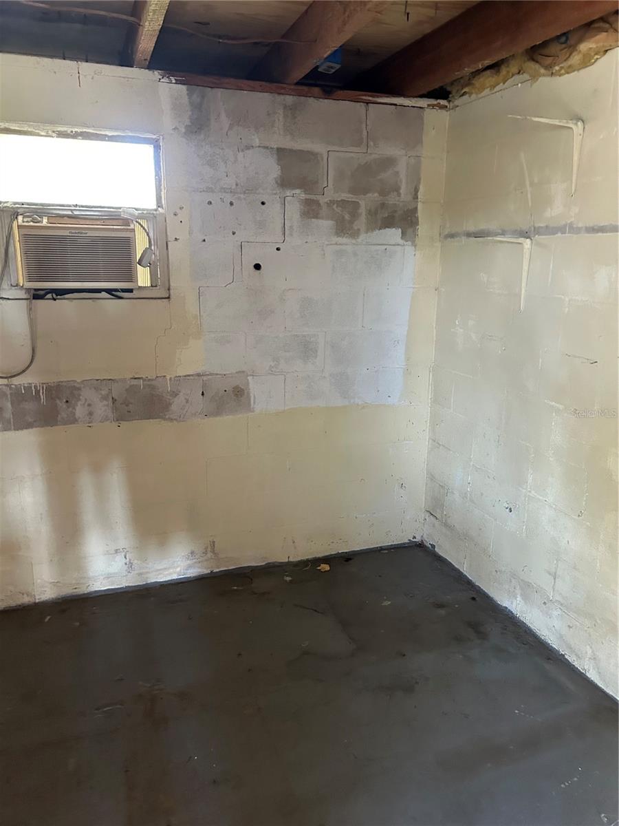 Image 27 of 28 For 20621 Highway 42