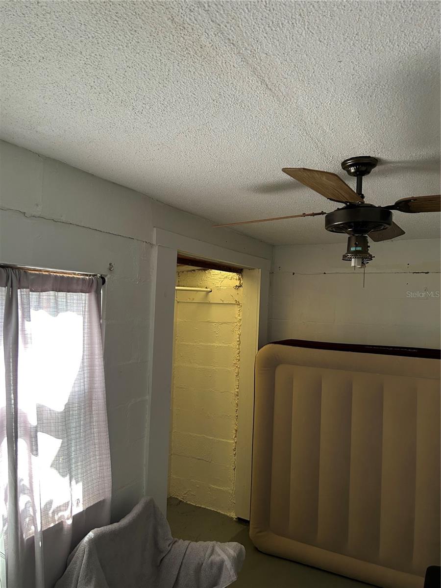 Image 7 of 28 For 20621 Highway 42