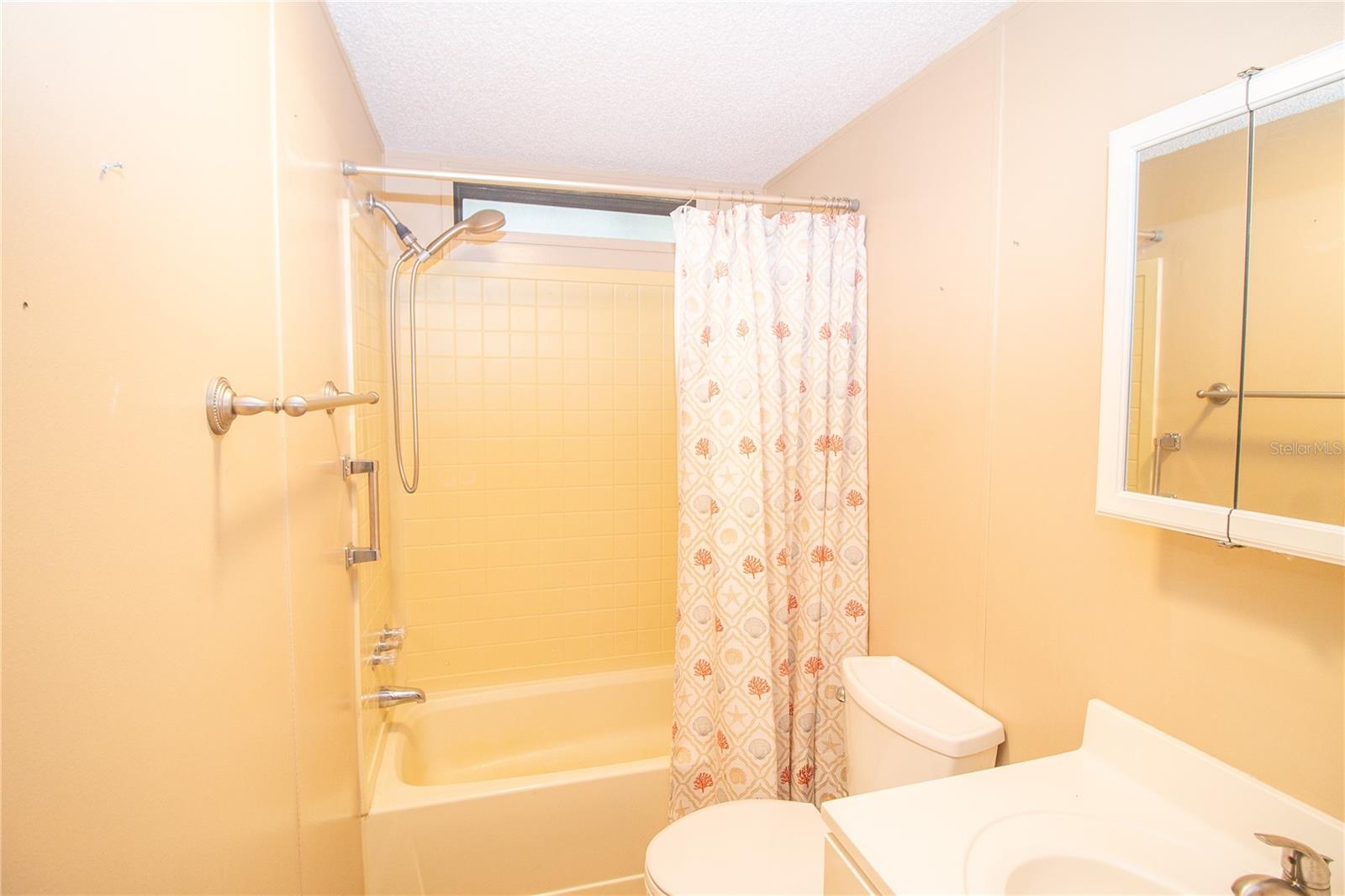 Image 15 of 34 For 1664 Elkhart Circle