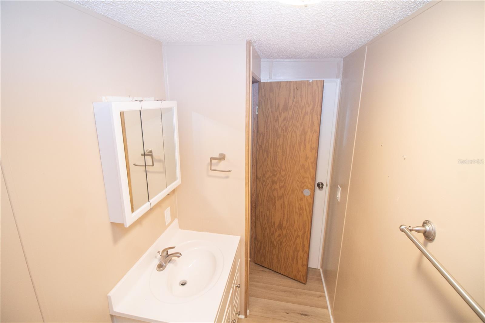 Image 16 of 34 For 1664 Elkhart Circle