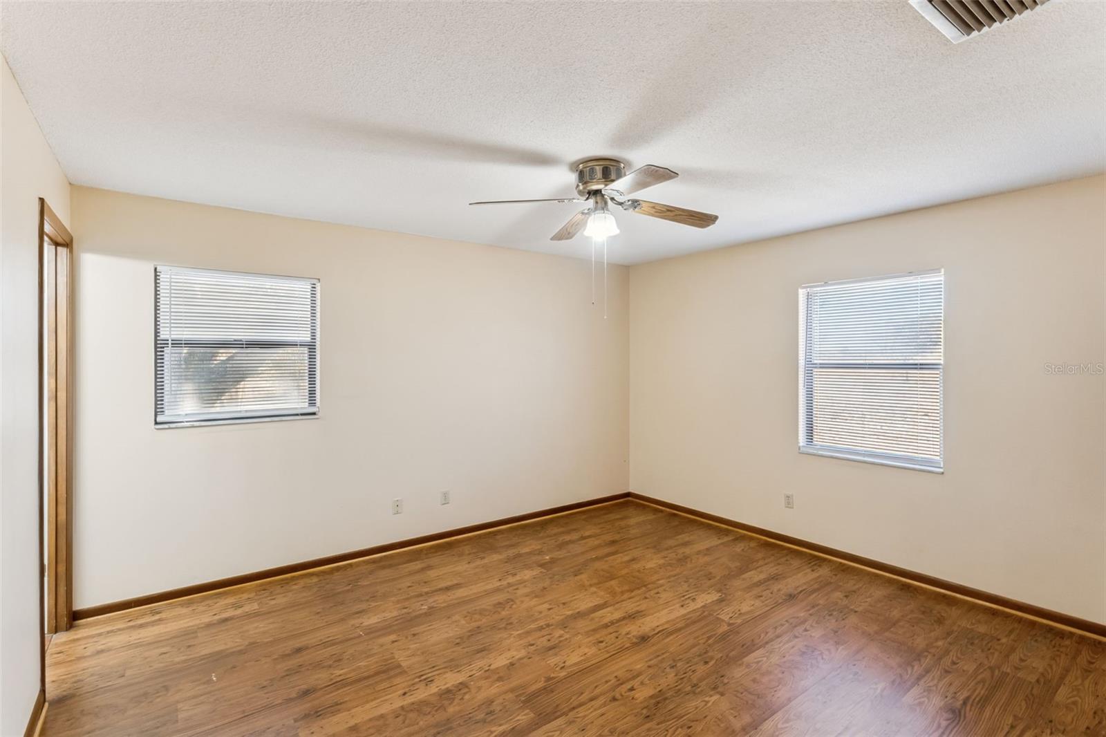 Image 13 of 42 For 6905 Green Swamp Road