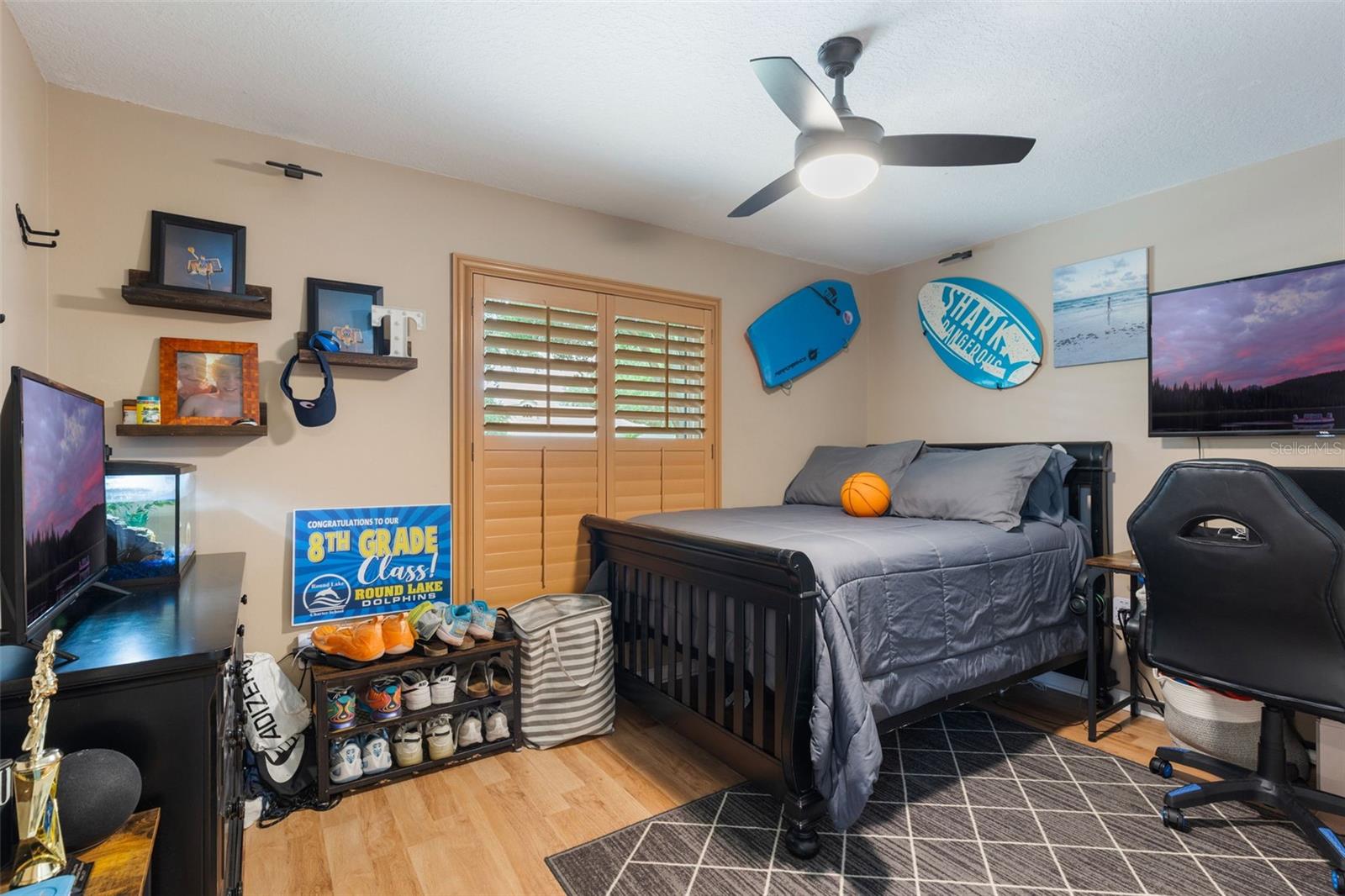 Image 22 of 35 For 1095 Club Hills Drive