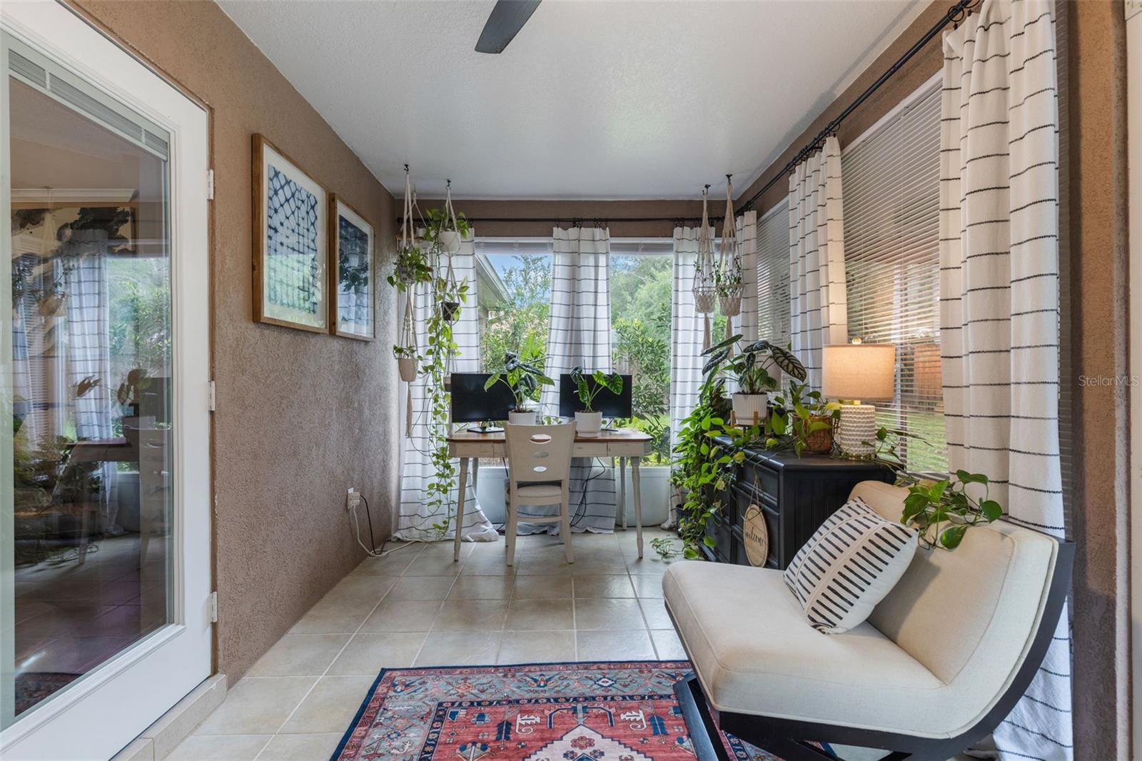 Image 29 of 35 For 1095 Club Hills Drive