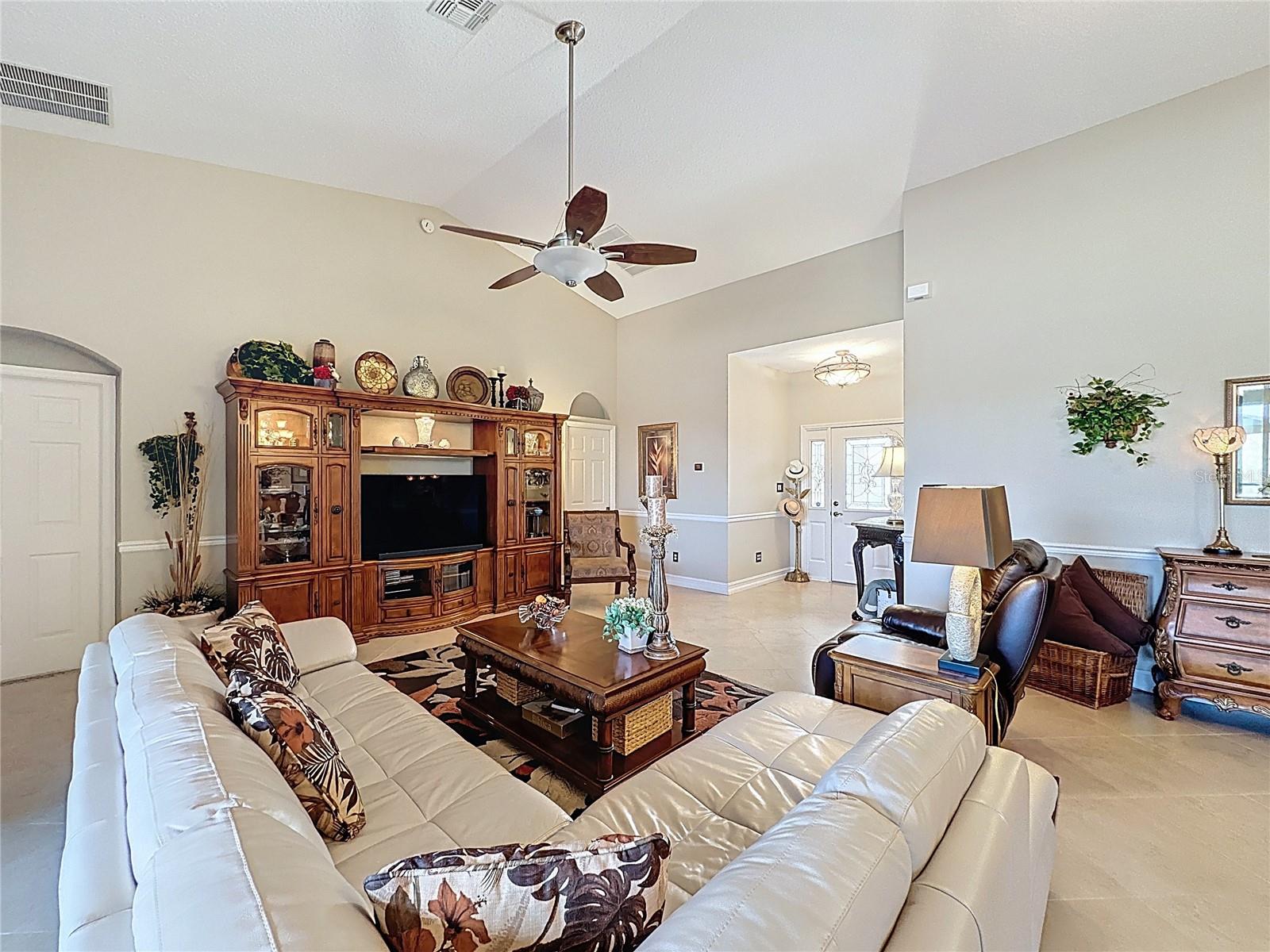 Image 22 of 71 For 5000 Long Meadow Drive