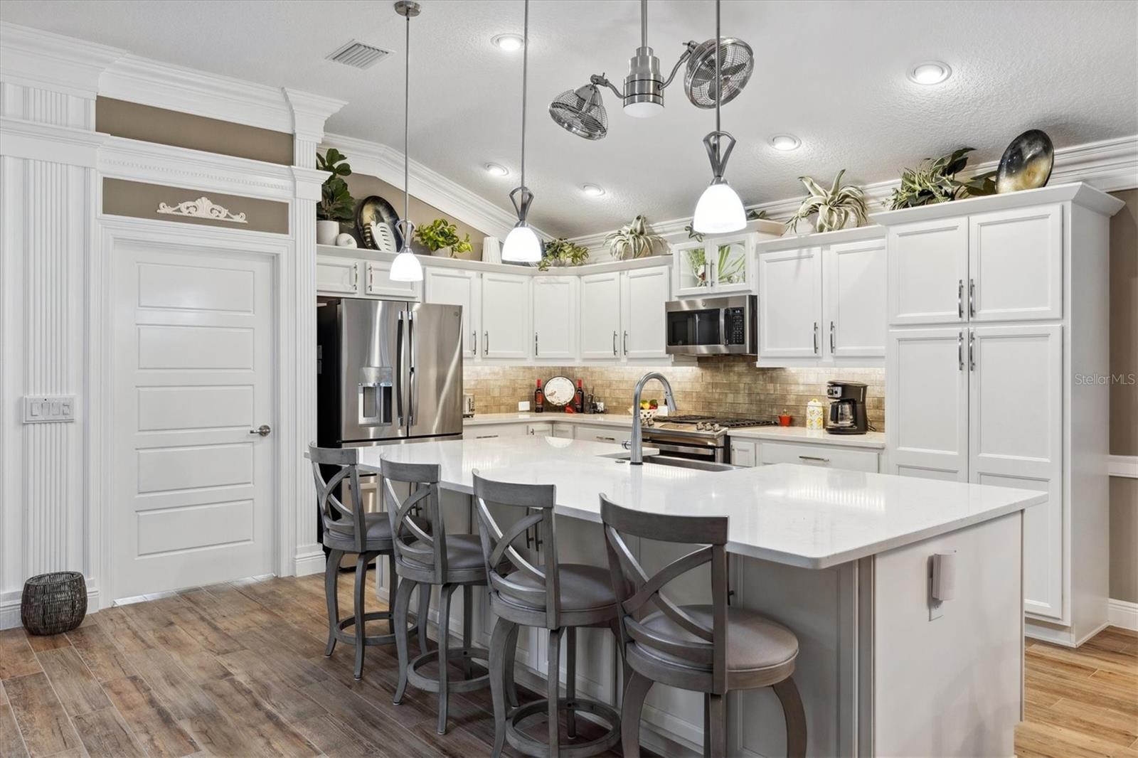 Image 17 of 66 For 4515 Biggs Place