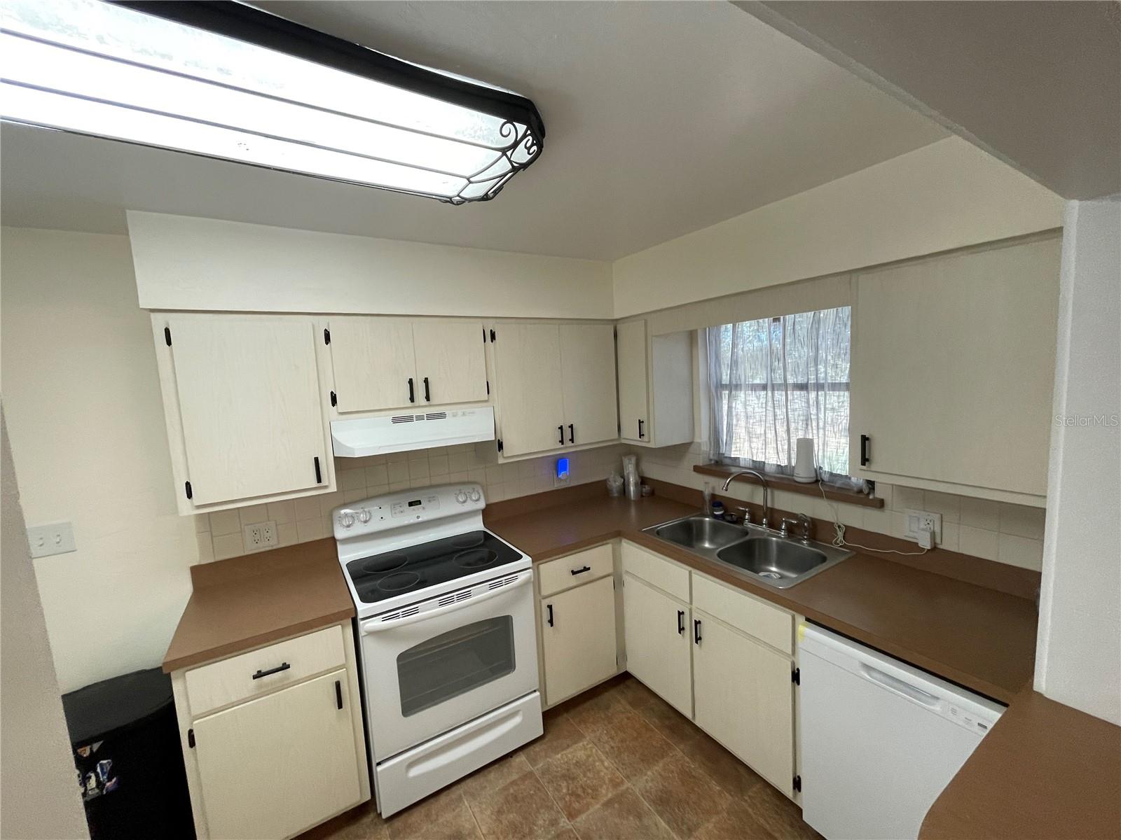 Image 22 of 32 For 13950 Highway 42