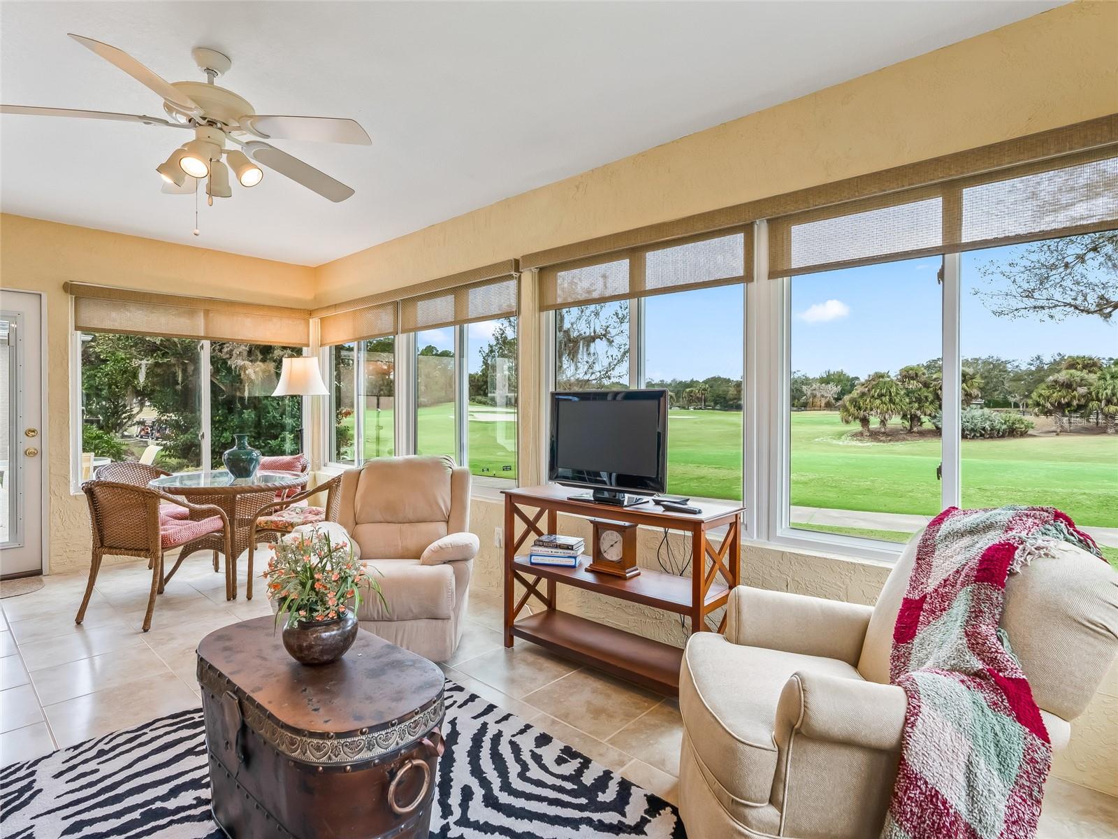 Image 18 of 51 For 2220 Margarita Drive