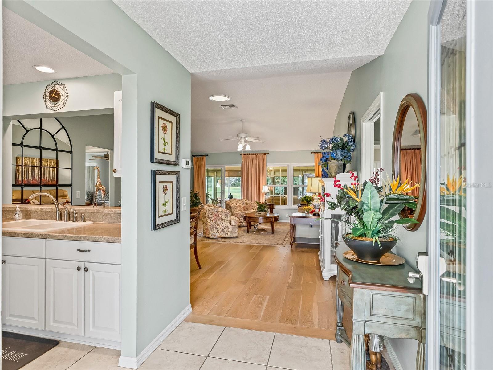 Image 6 of 51 For 2220 Margarita Drive