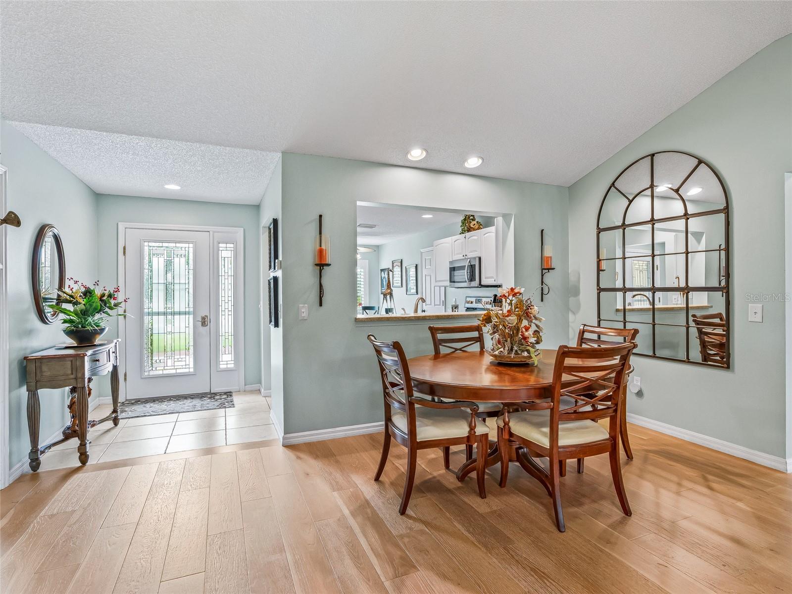 Image 8 of 51 For 2220 Margarita Drive