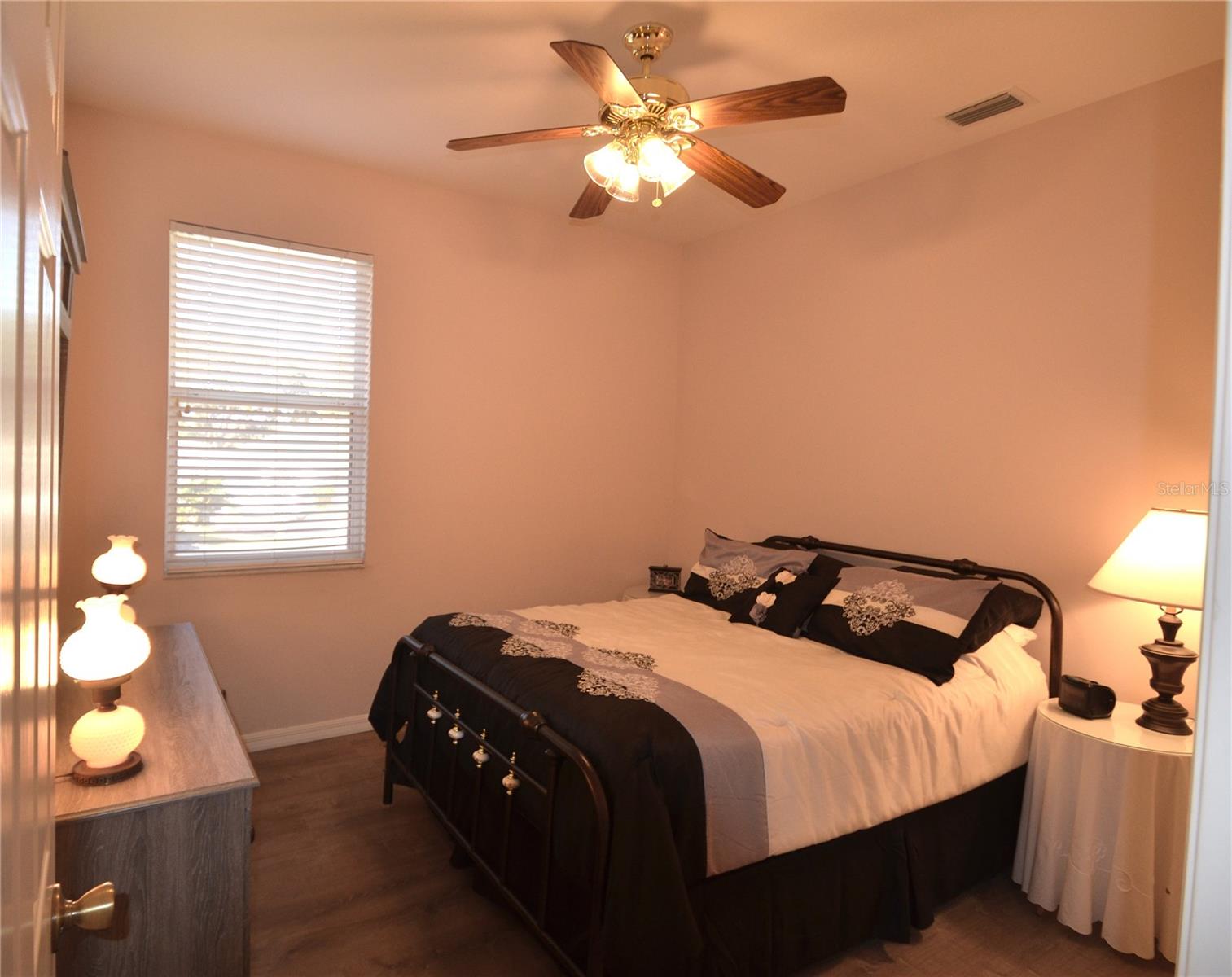 Image 24 of 69 For 3370 Saint Lucia Court