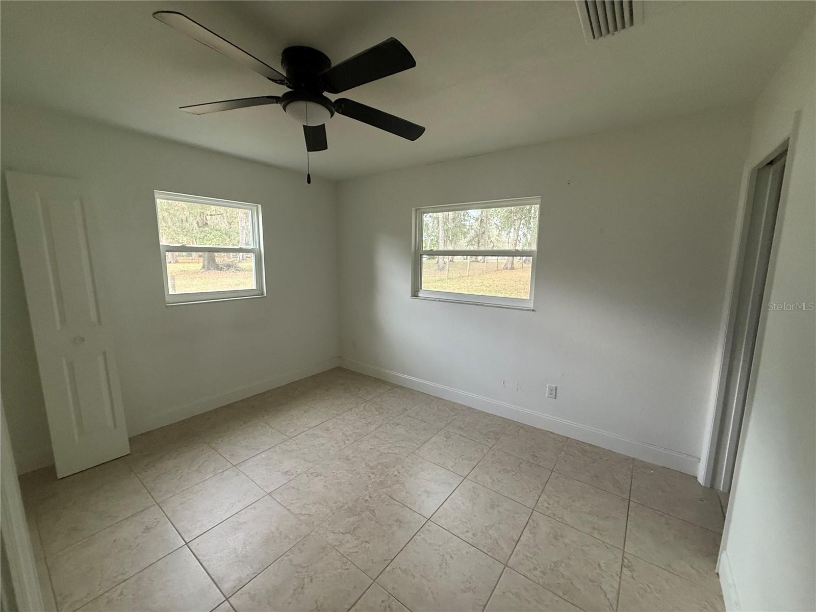 Image 10 of 22 For 859 Cr 541  