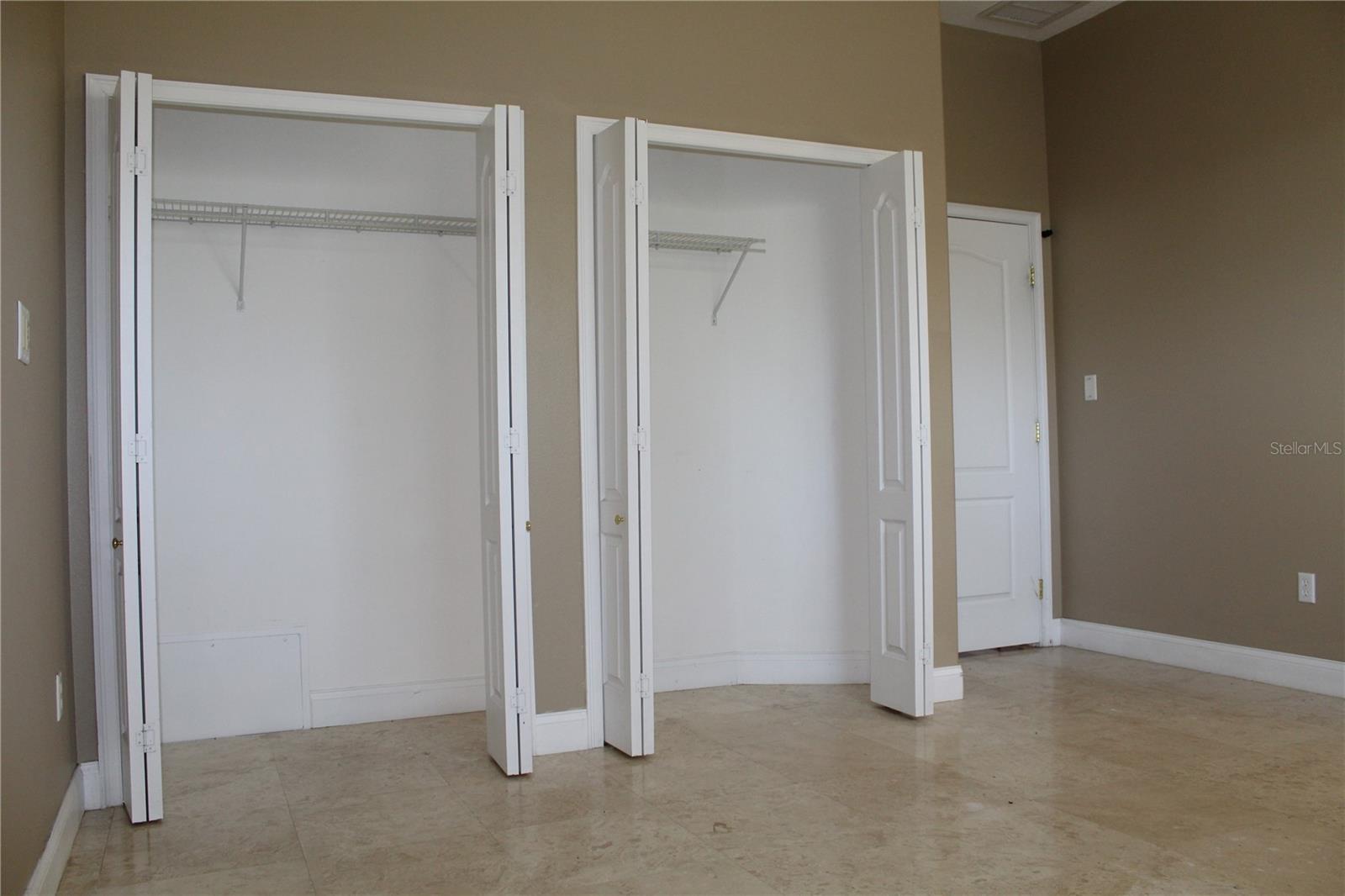 Image 32 of 80 For 13019 Summerlake Way