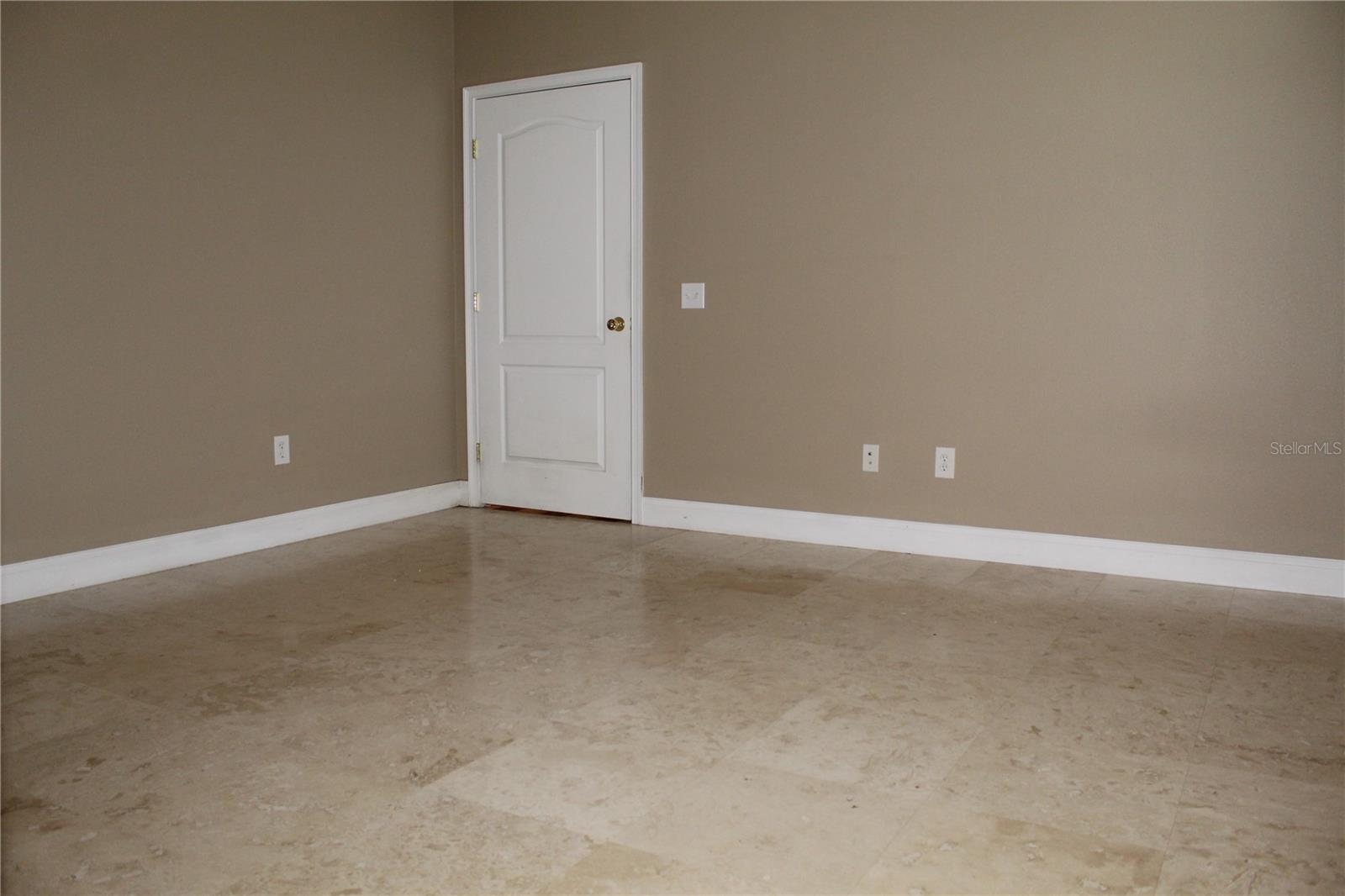 Image 36 of 80 For 13019 Summerlake Way