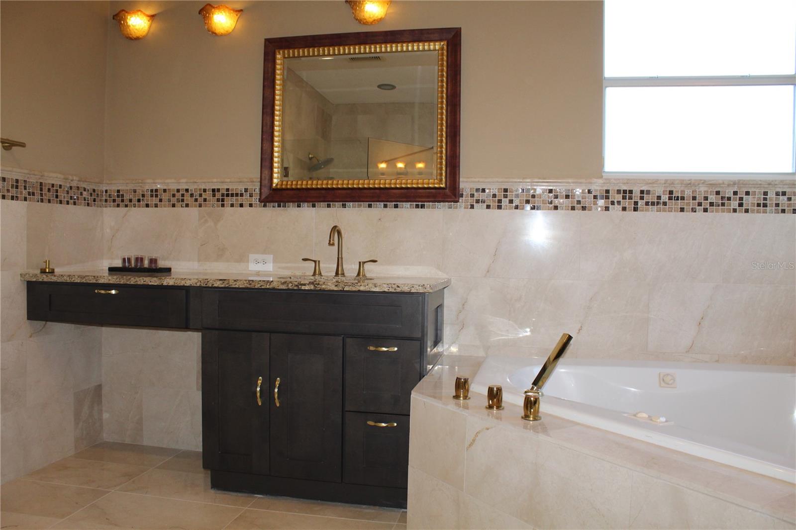 Image 53 of 80 For 13019 Summerlake Way