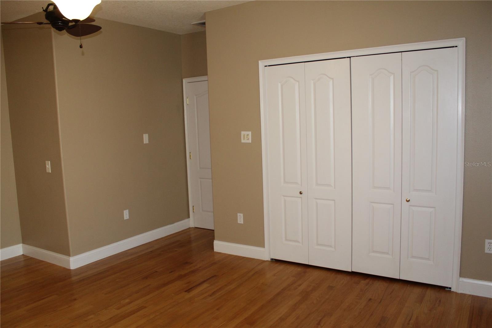 Image 70 of 80 For 13019 Summerlake Way