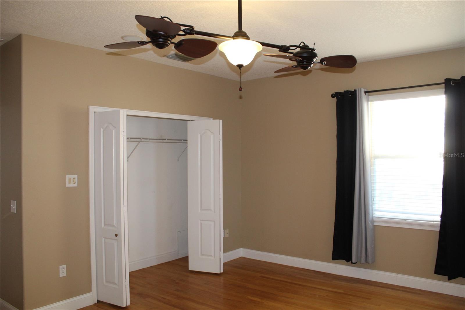 Image 71 of 80 For 13019 Summerlake Way