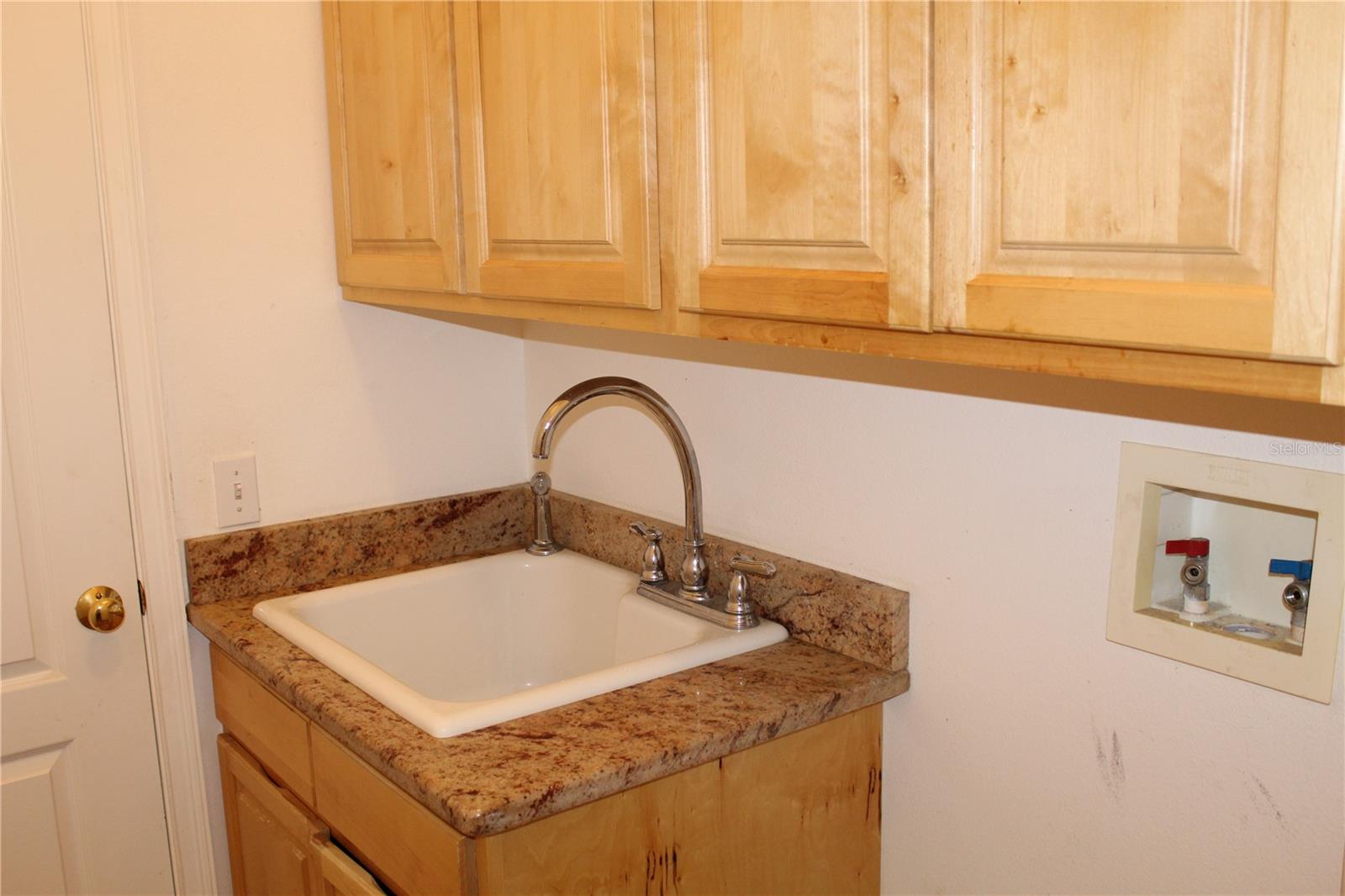 Image 76 of 80 For 13019 Summerlake Way