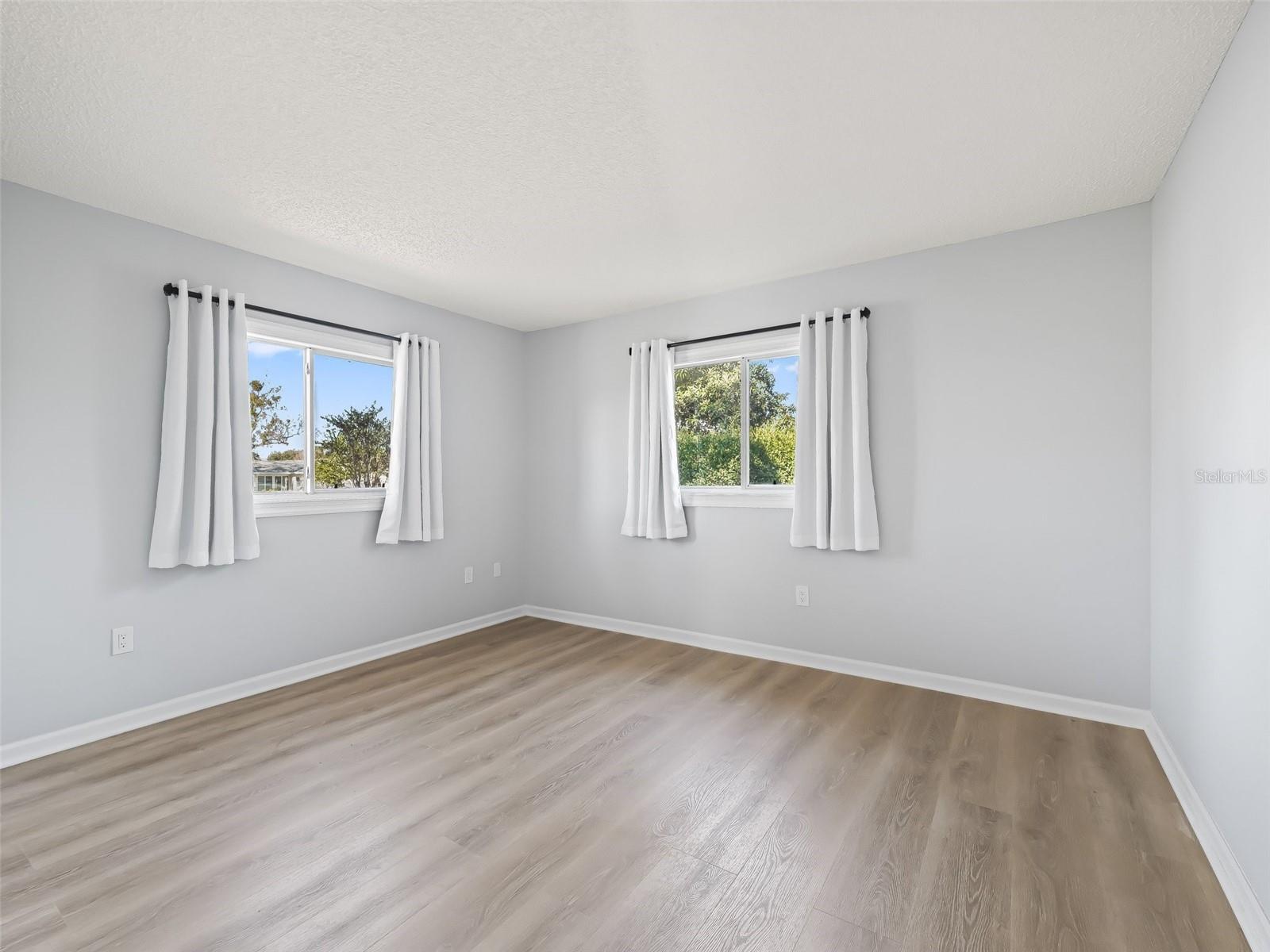 Image 24 of 58 For 17973 104th Terrace