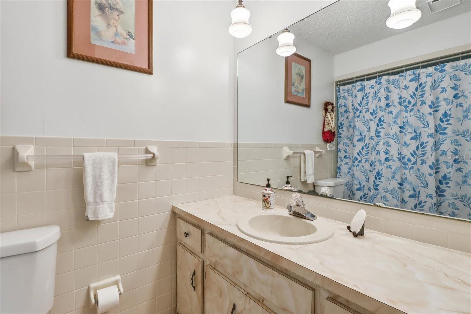 Image 17 of 46 For 6585 Holly Street