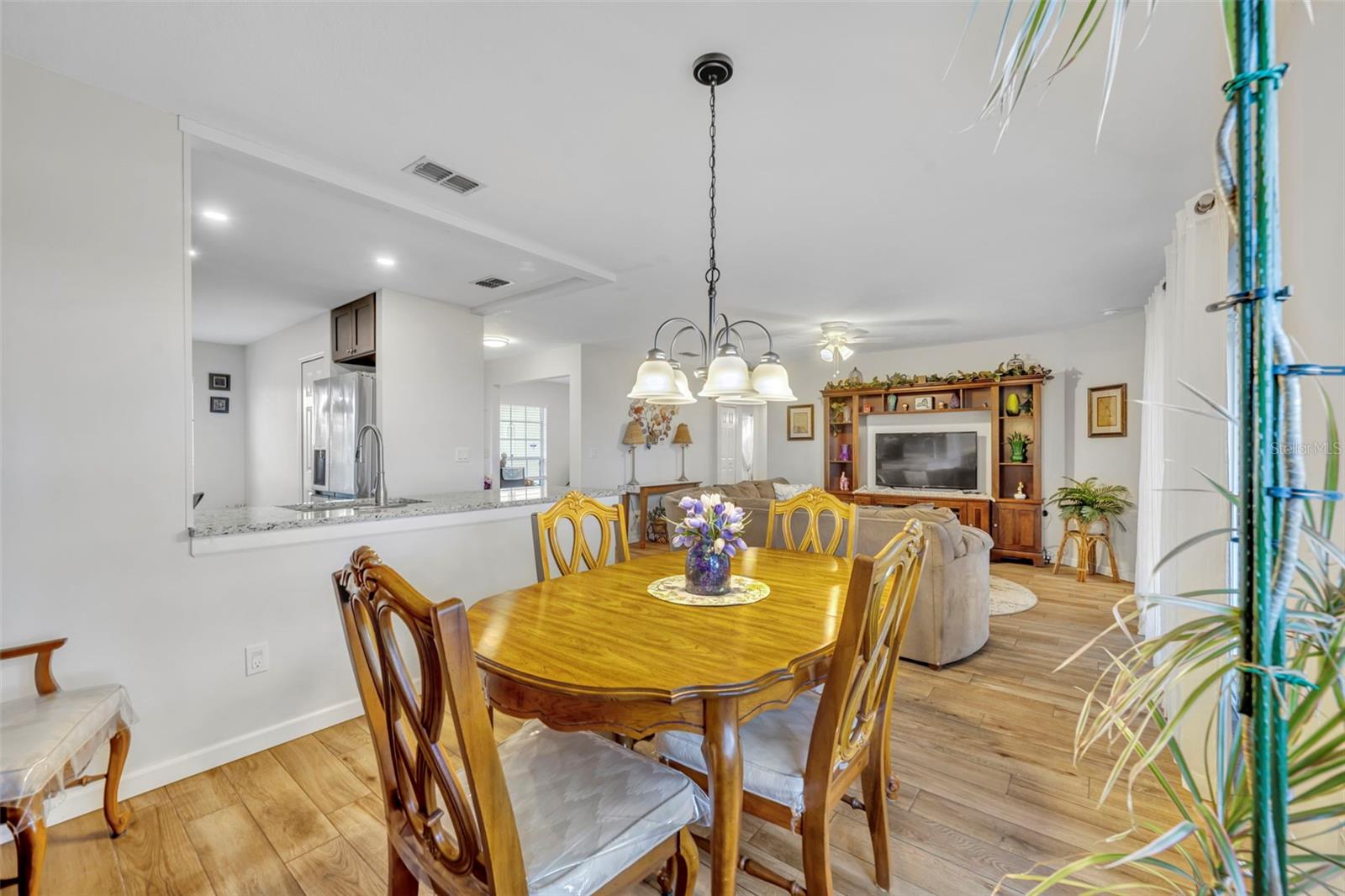 Image 10 of 29 For 3534 Rollingbrook Street