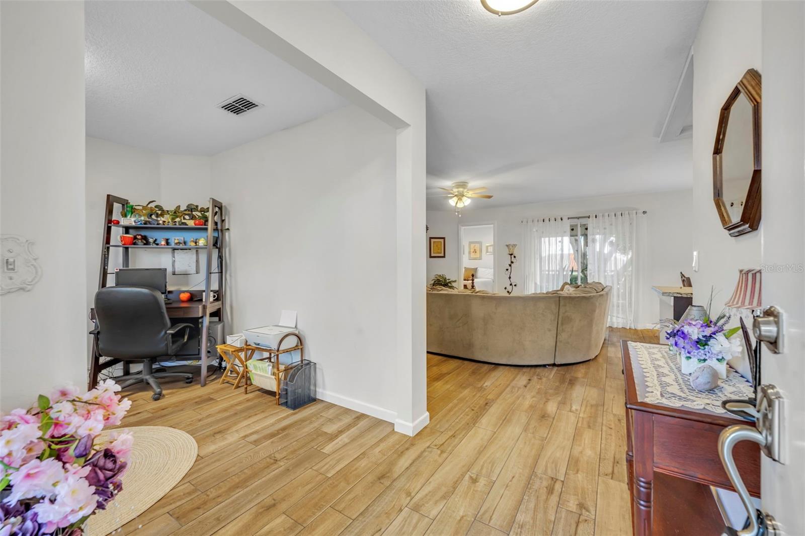 Image 3 of 29 For 3534 Rollingbrook Street