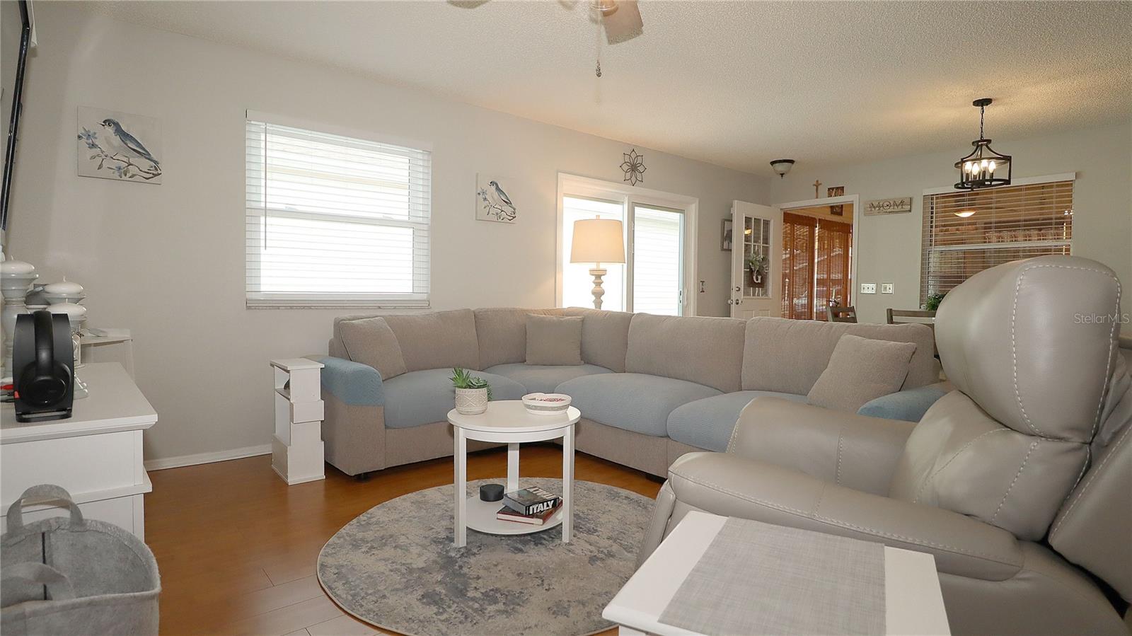 Image 13 of 36 For 1952 Montrose Court