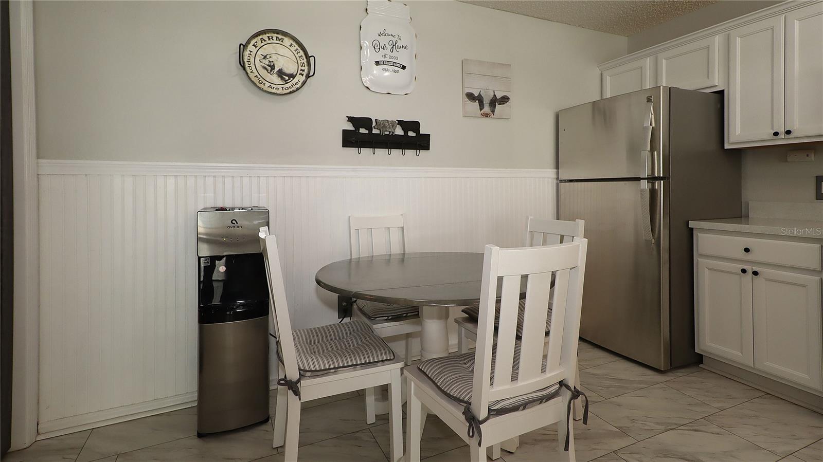 Image 19 of 36 For 1952 Montrose Court