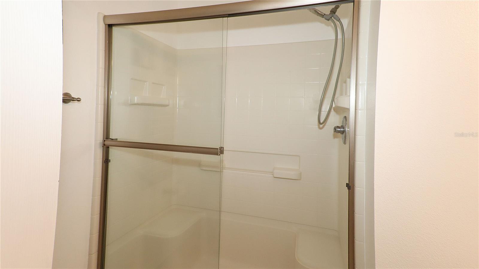 Image 25 of 36 For 1952 Montrose Court