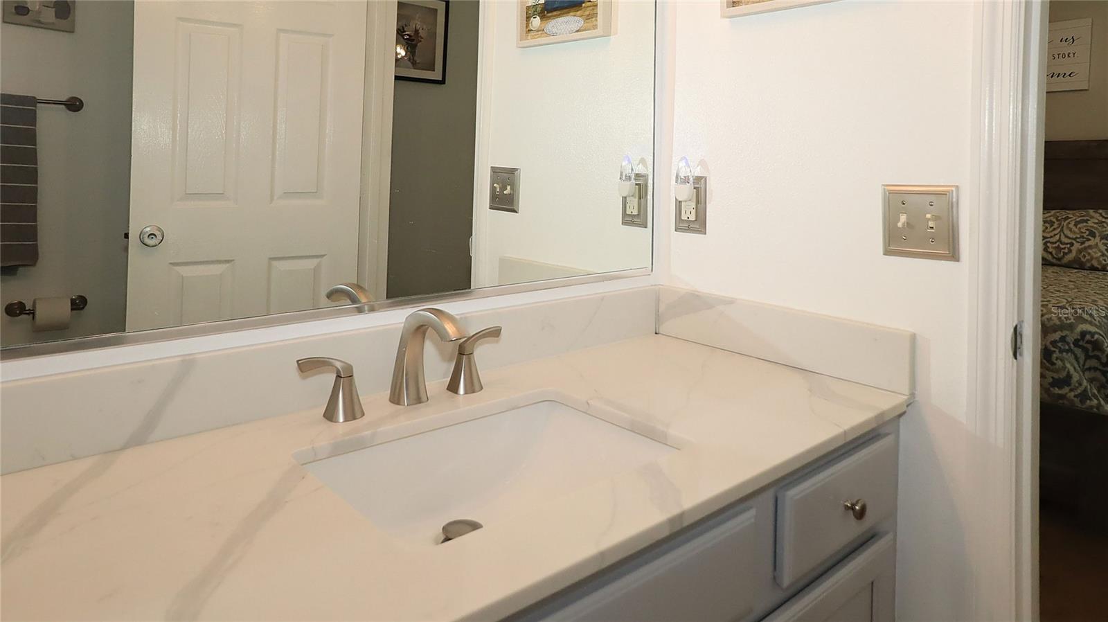 Image 26 of 36 For 1952 Montrose Court