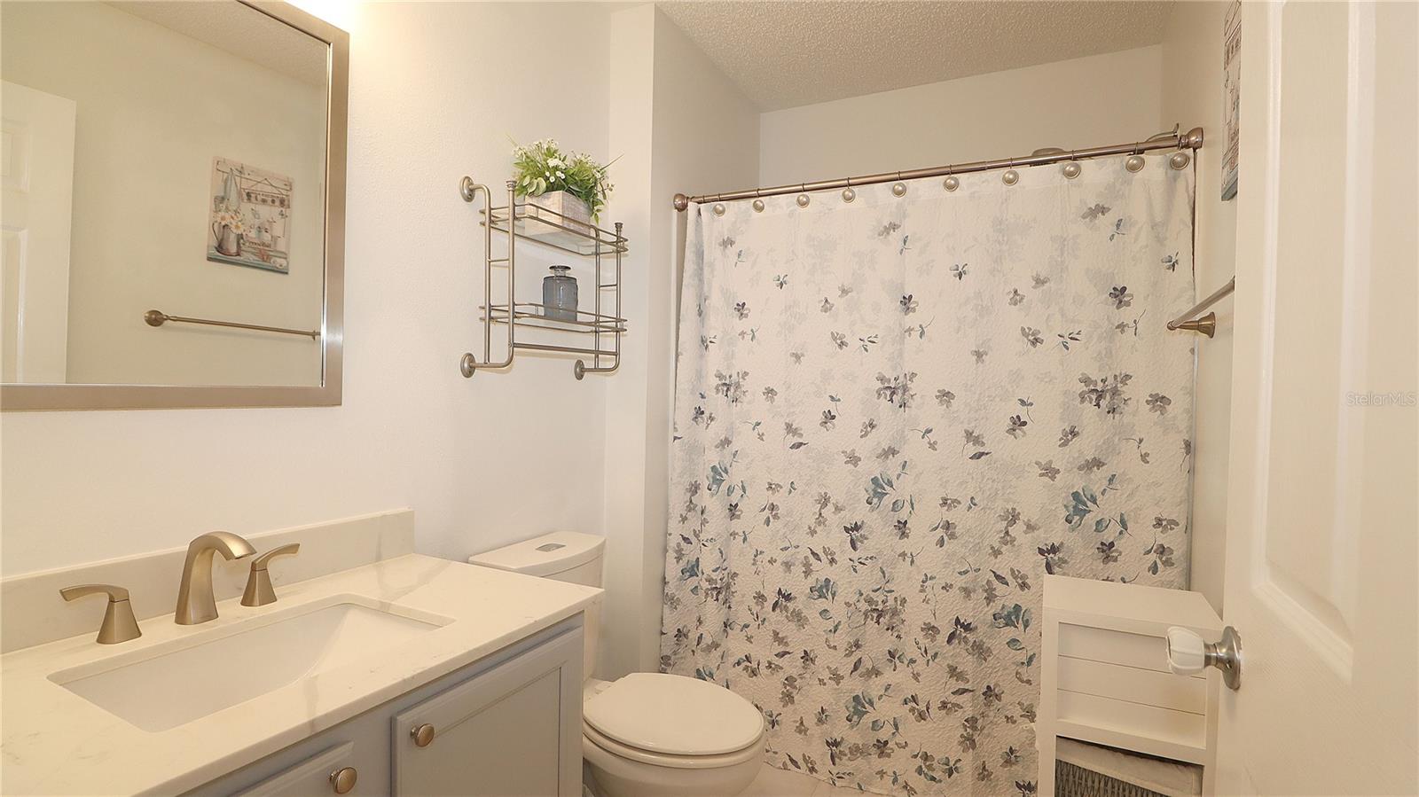 Image 31 of 36 For 1952 Montrose Court