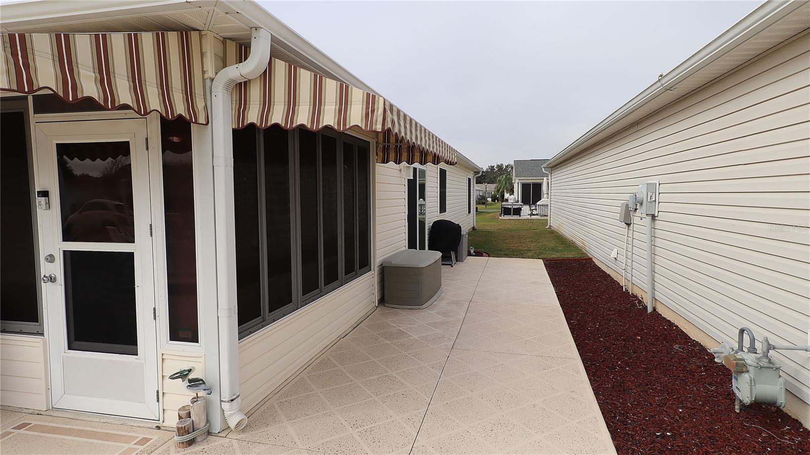 Image 4 of 36 For 1952 Montrose Court