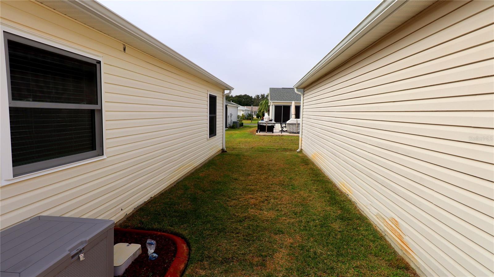 Image 5 of 36 For 1952 Montrose Court