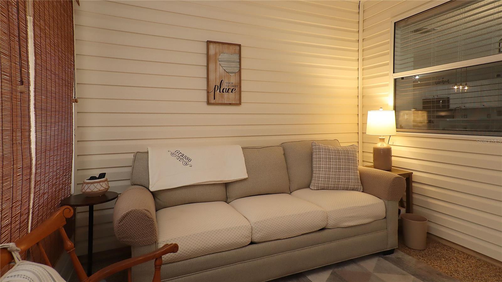 Image 7 of 36 For 1952 Montrose Court