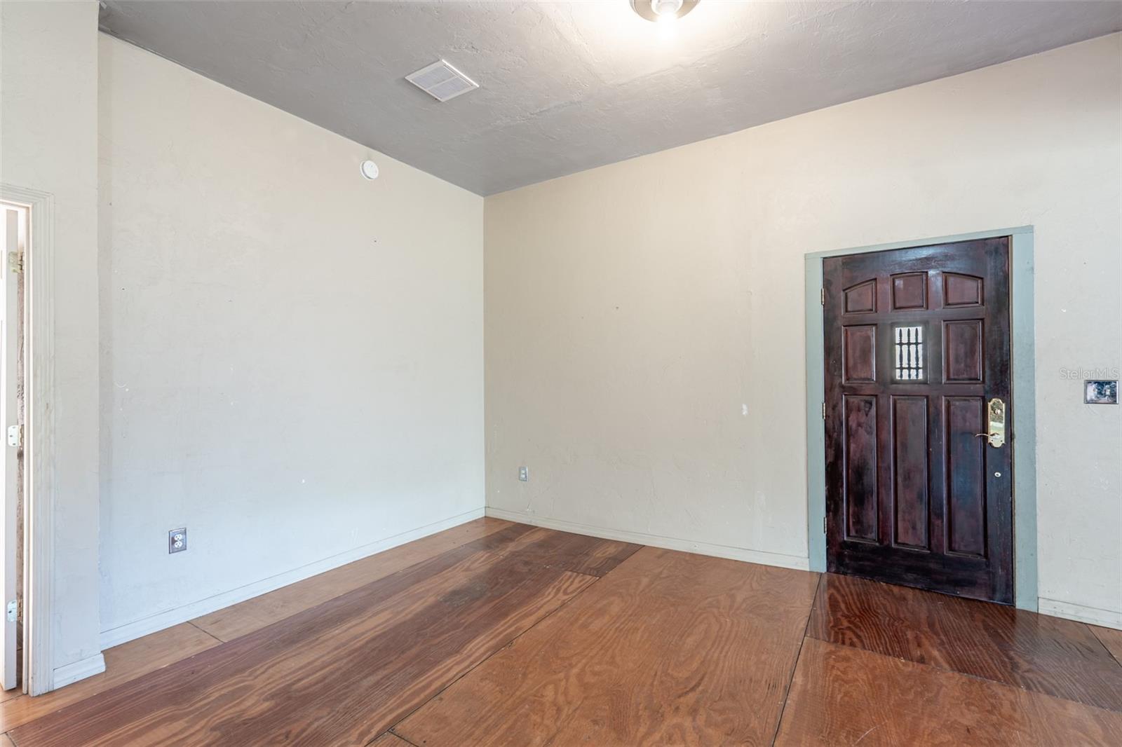 Image 23 of 57 For 10411 County Road 474