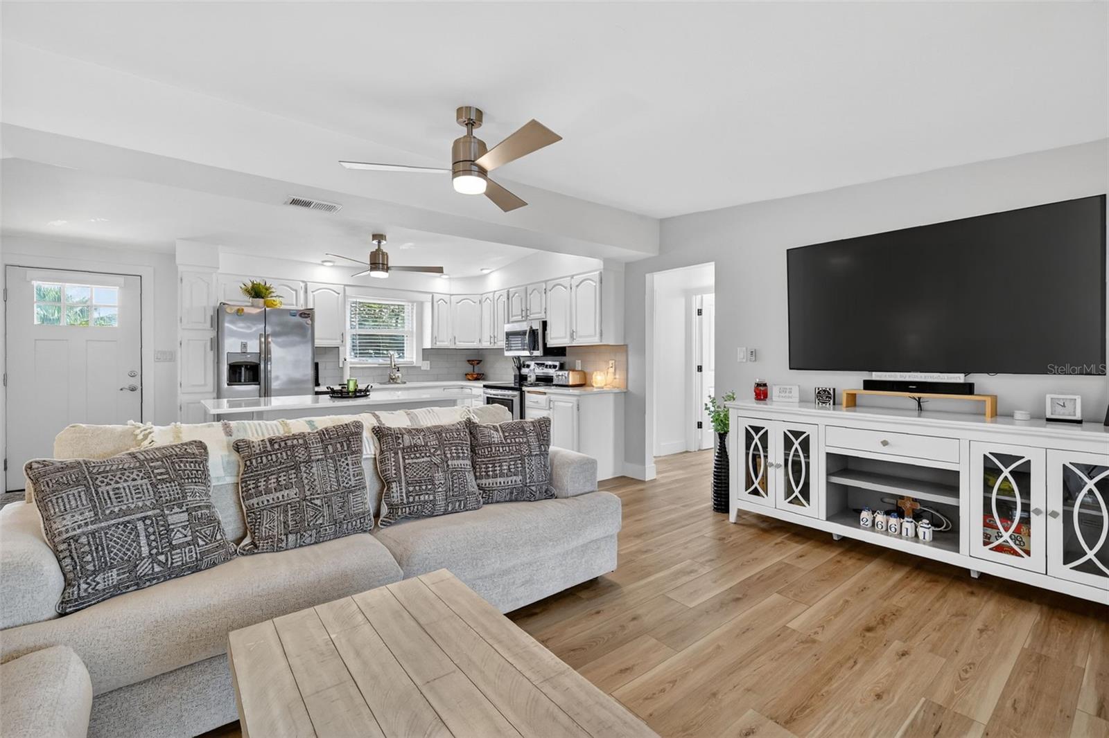 Image 13 of 54 For 26611 Bimini Drive