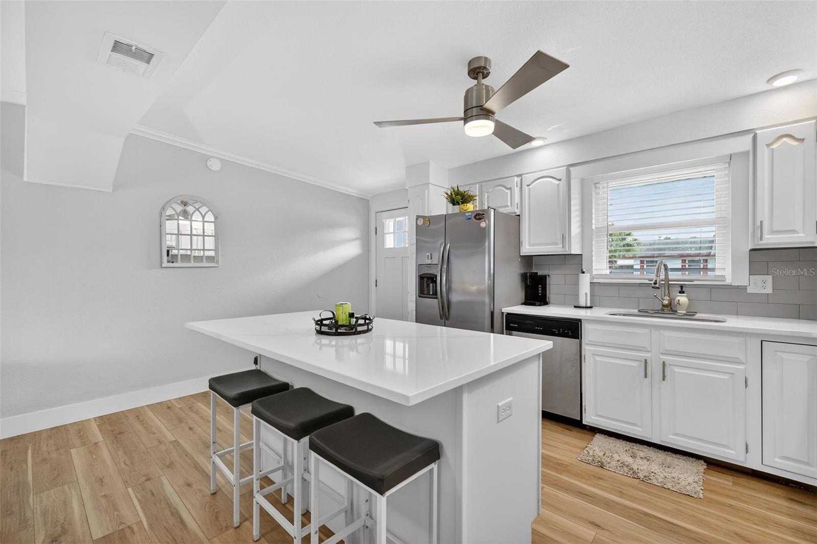 Image 9 of 54 For 26611 Bimini Drive