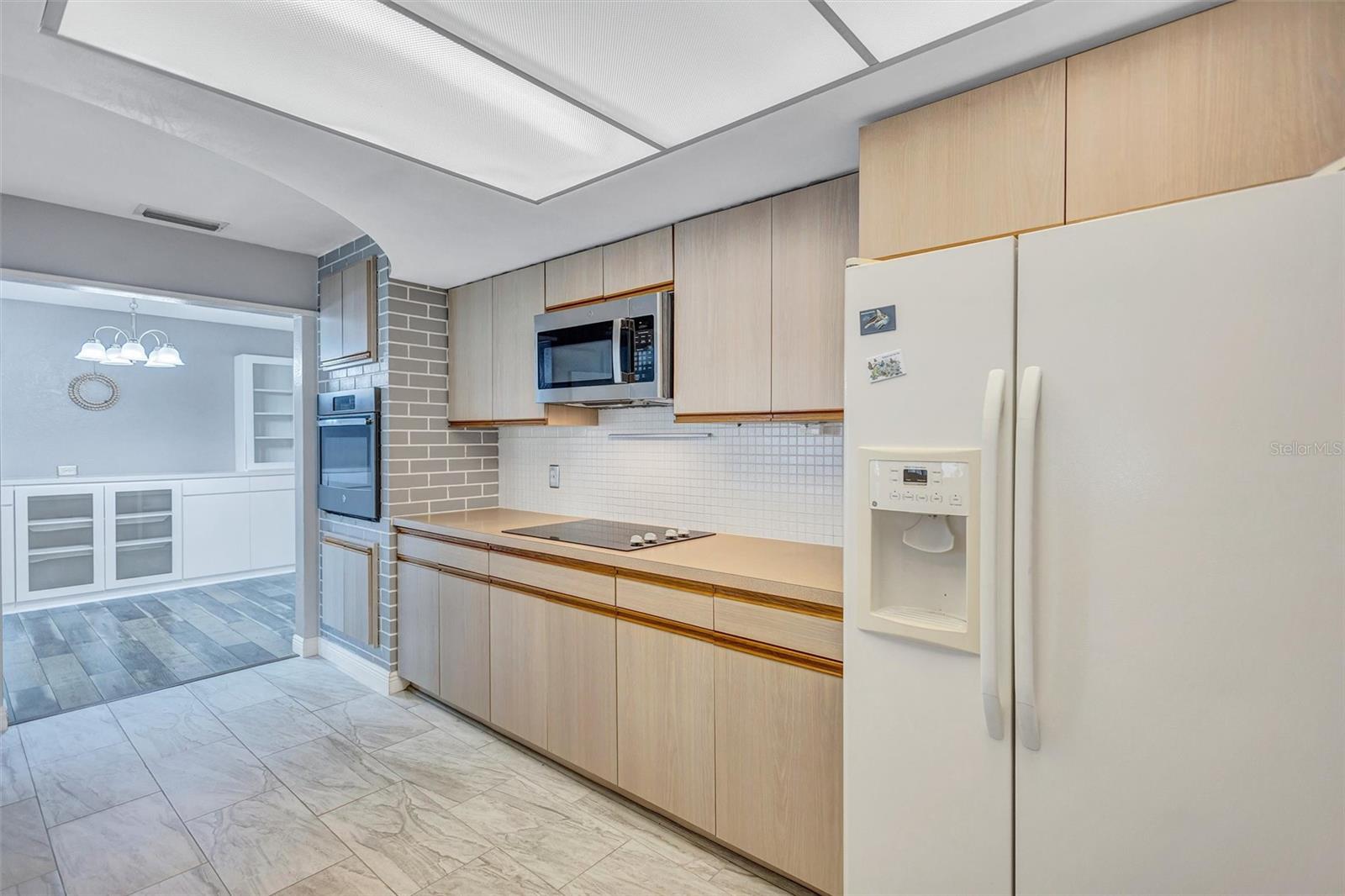 Image 12 of 38 For 2544 Burnice Drive