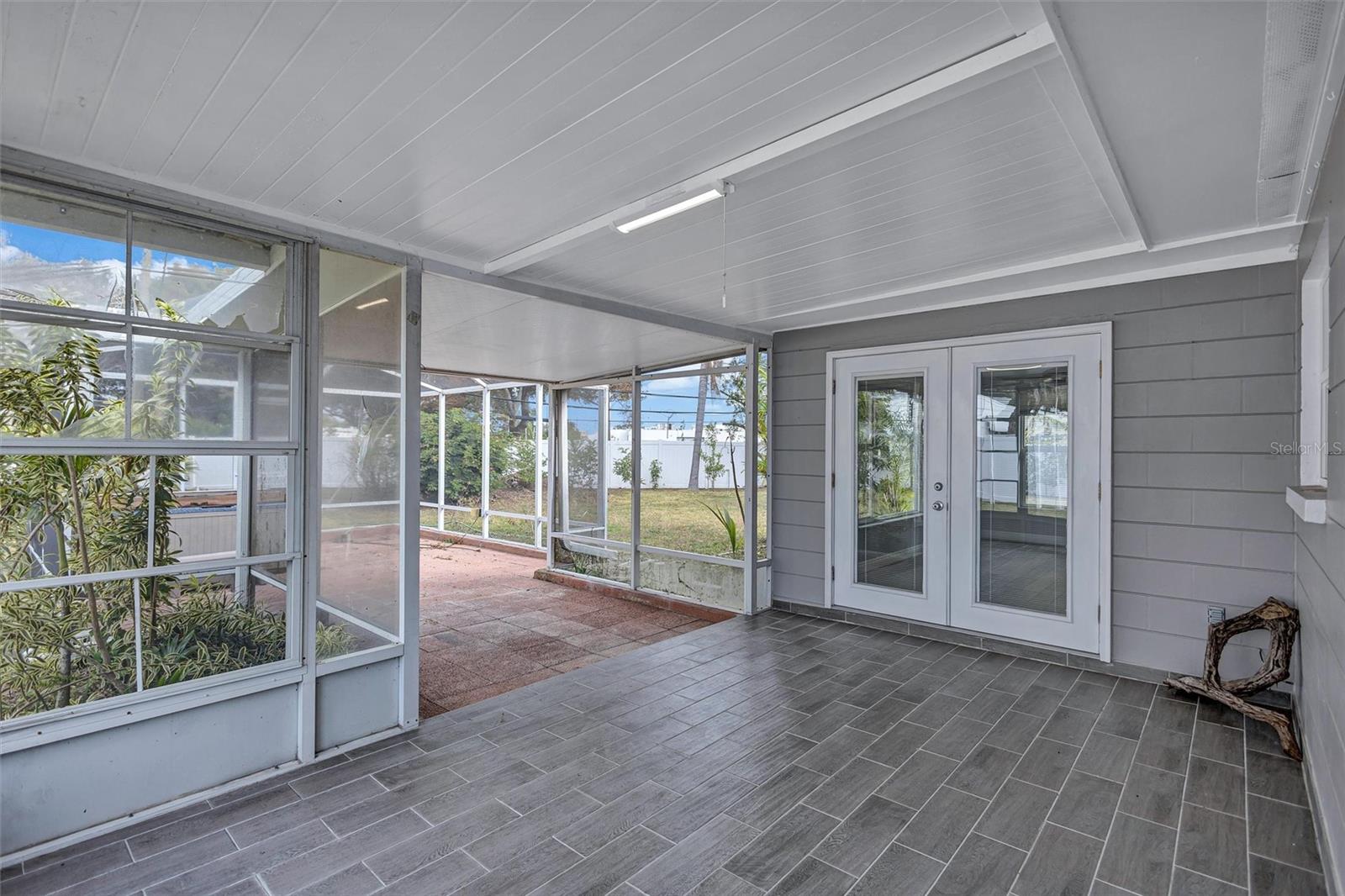 Image 29 of 38 For 2544 Burnice Drive