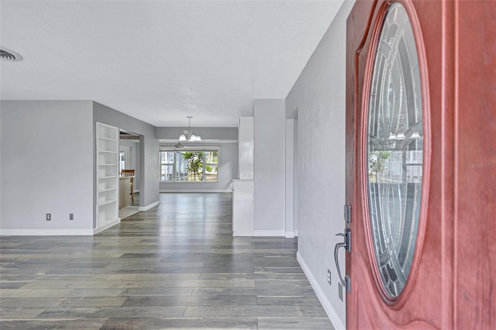 Image 3 of 38 For 2544 Burnice Drive