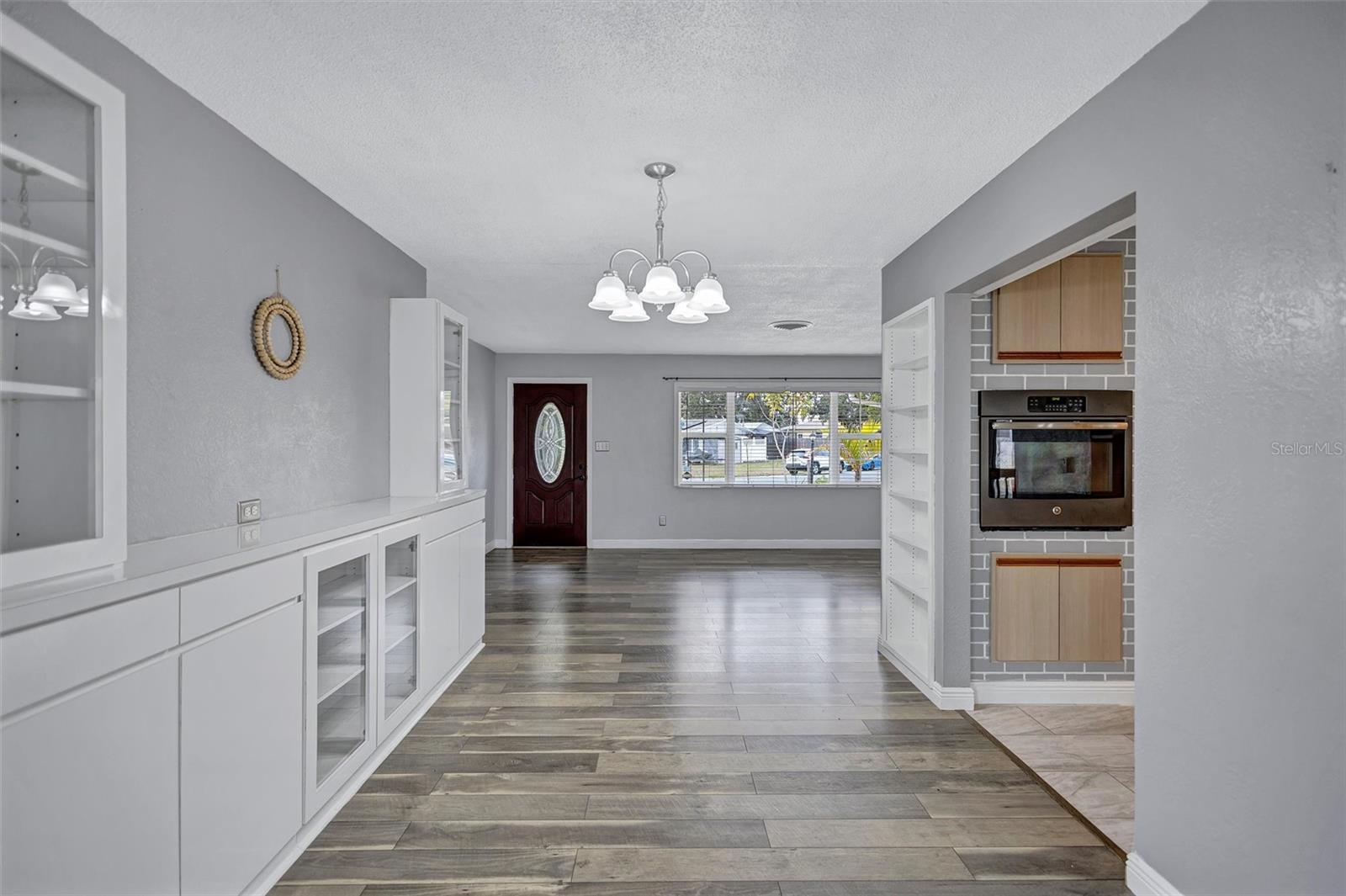 Image 9 of 38 For 2544 Burnice Drive