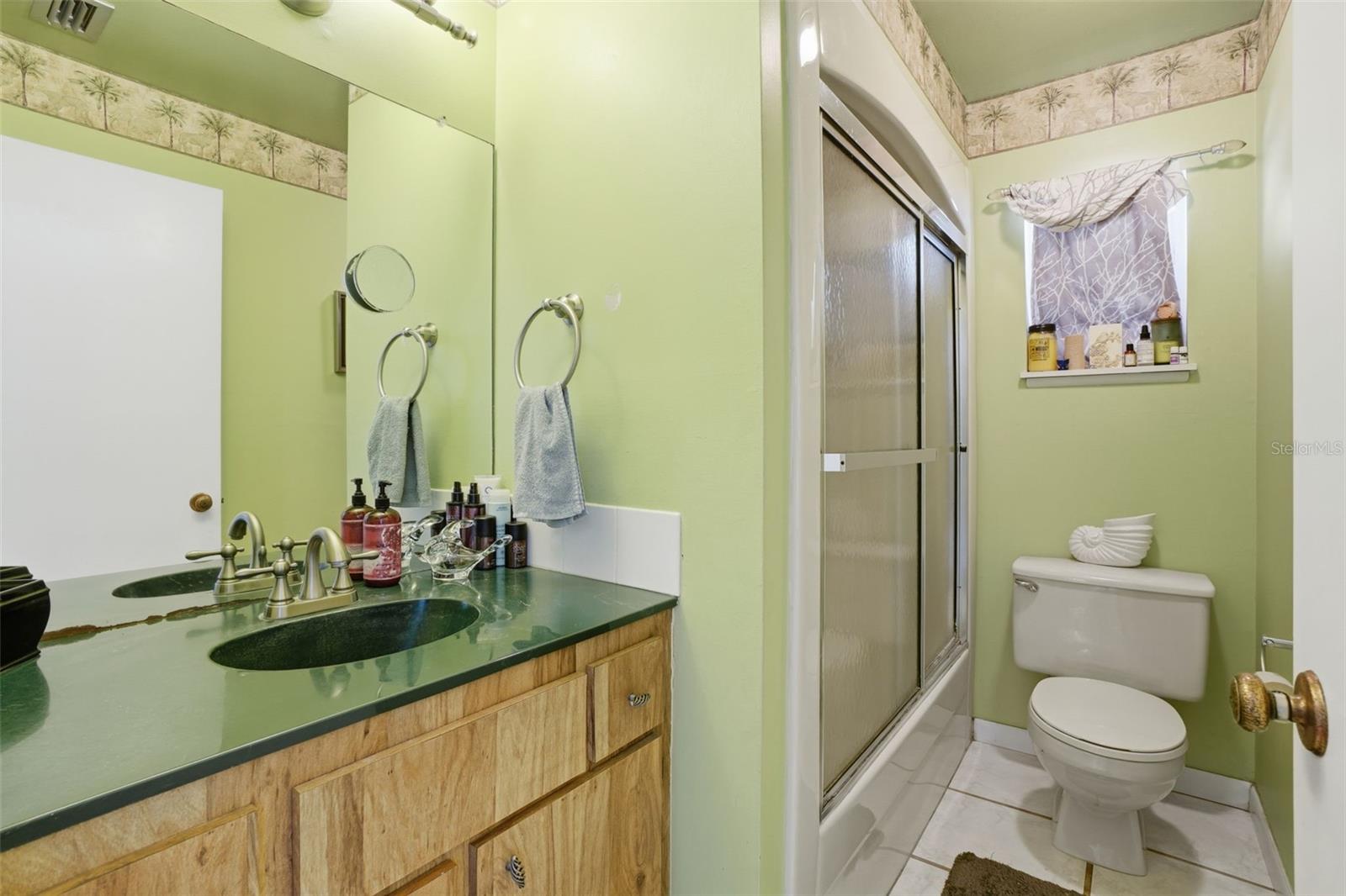 Image 21 of 45 For 40700 Long Island Drive