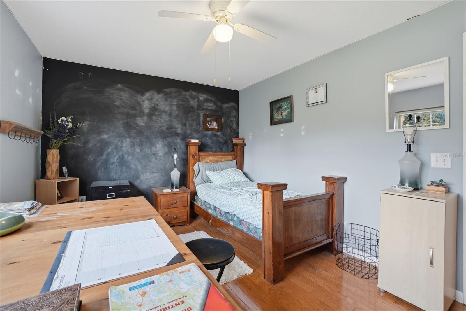 Image 23 of 45 For 40700 Long Island Drive