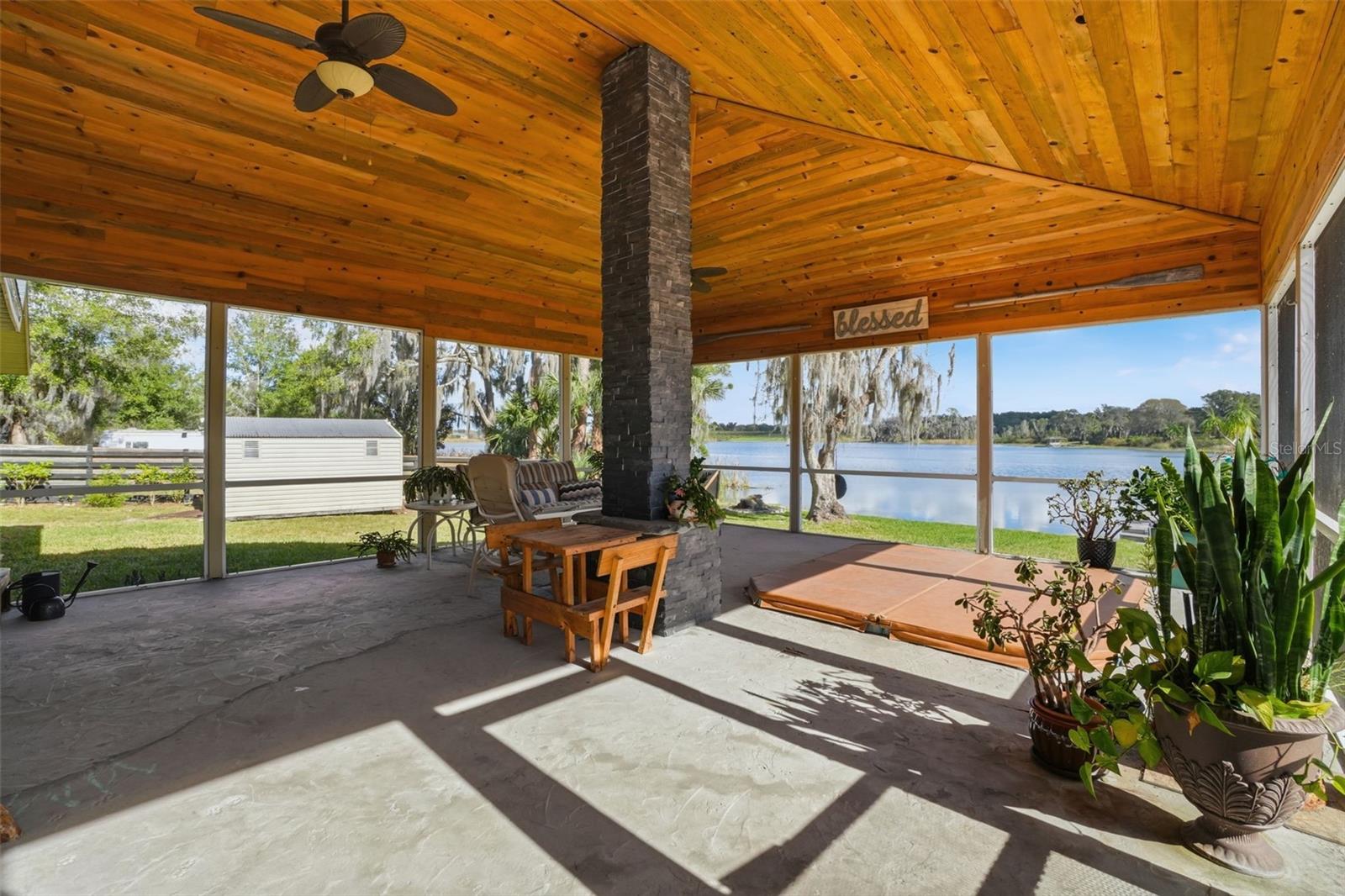 Image 29 of 45 For 40700 Long Island Drive