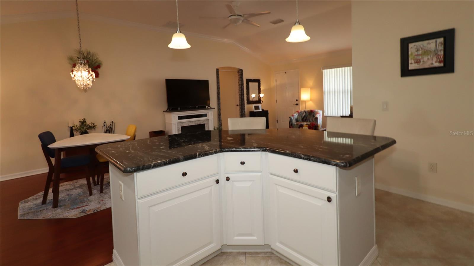 Image 16 of 41 For 17716 89th Milford Avenue