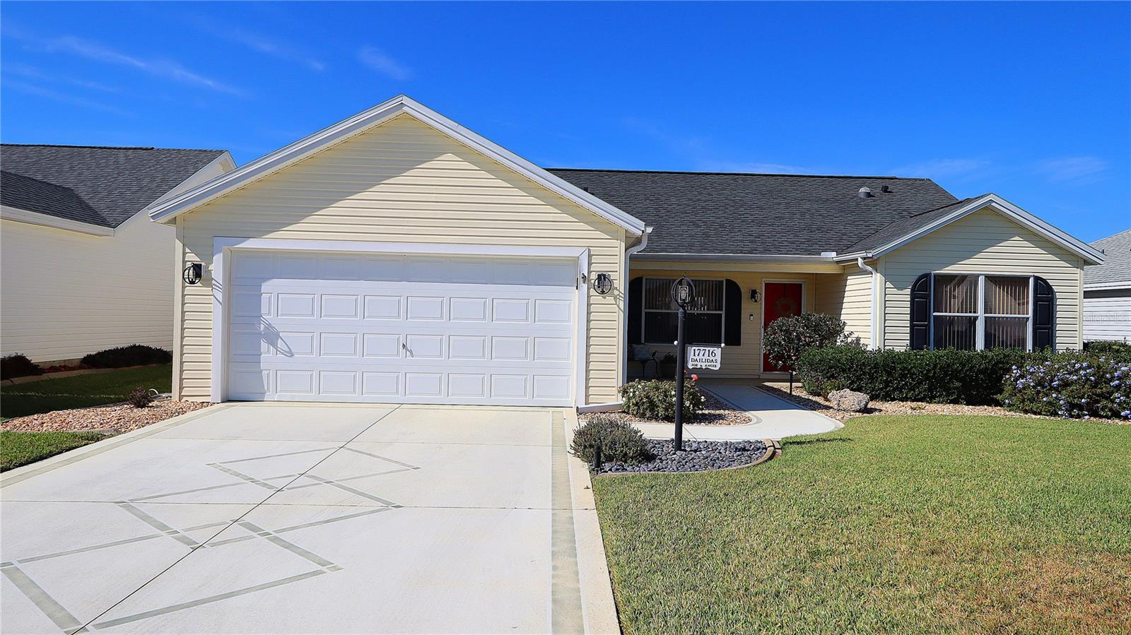 Image 2 of 41 For 17716 89th Milford Avenue