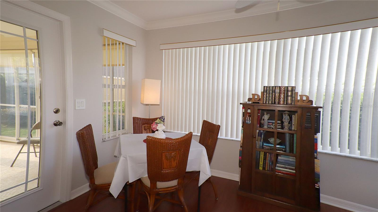 Image 33 of 41 For 17716 89th Milford Avenue