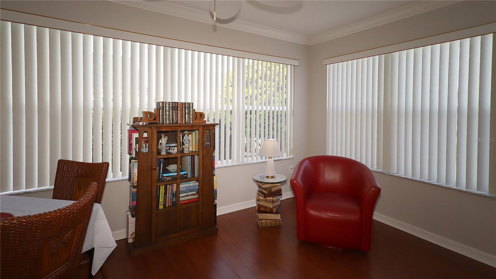 Image 34 of 41 For 17716 89th Milford Avenue