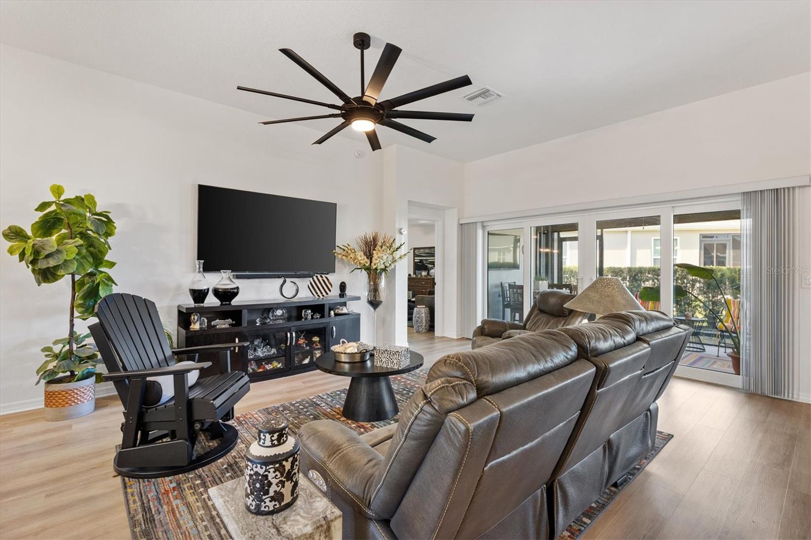 Image 10 of 29 For 7004 Minchew Circle