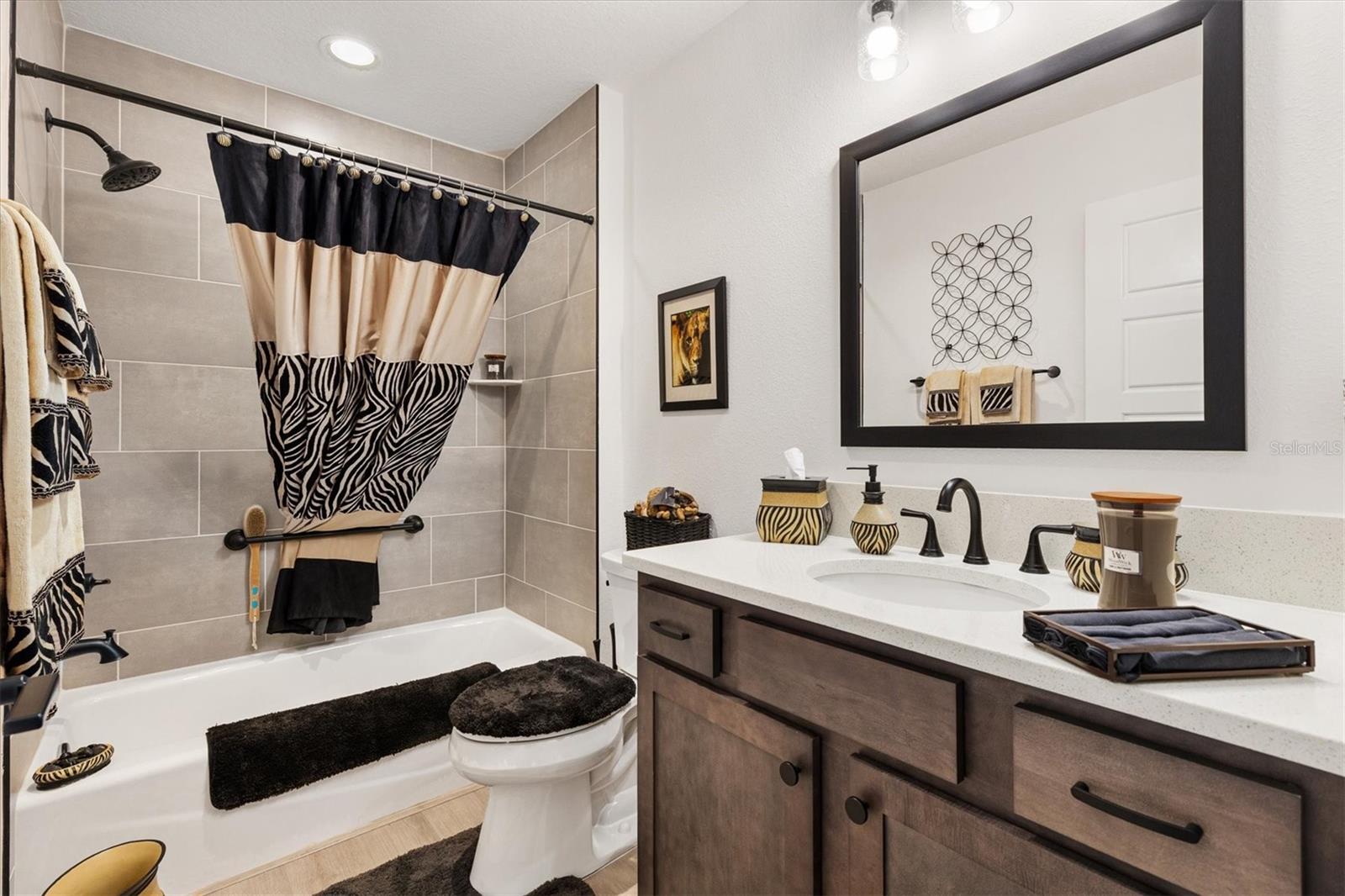 Image 20 of 29 For 7004 Minchew Circle